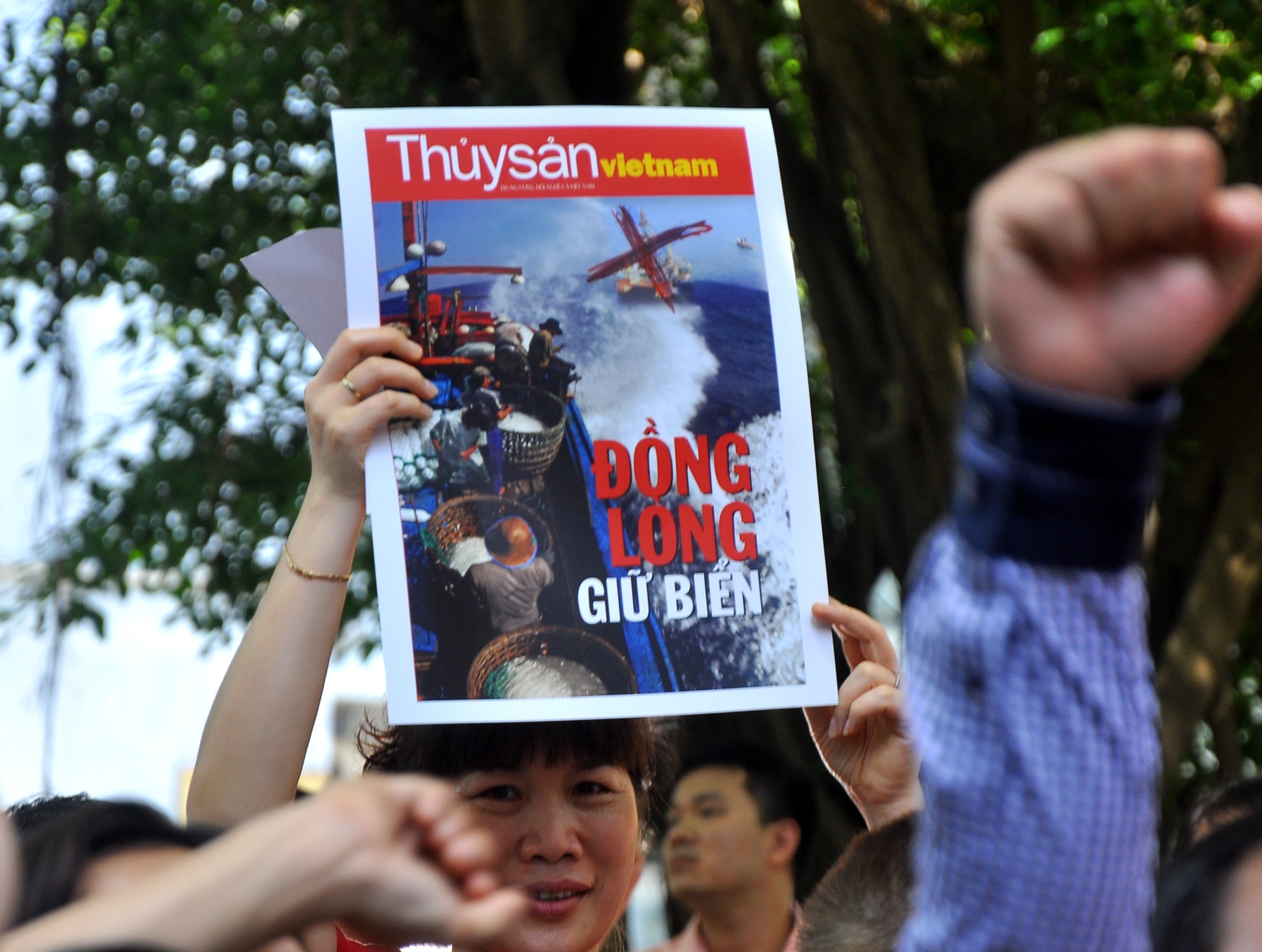 Tong thu ky Hoi nghe ca keu goi ngu dan tiep tuc ra khoi du kho khan hinh anh