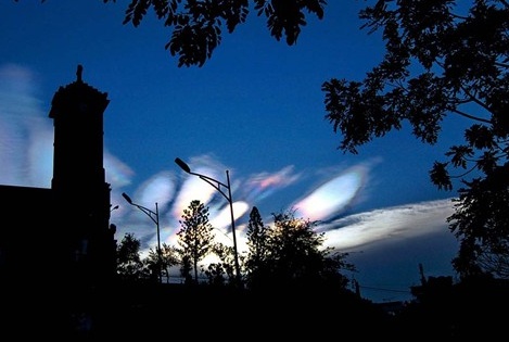 Dam may la tren bau troi Khanh Hoa hinh anh