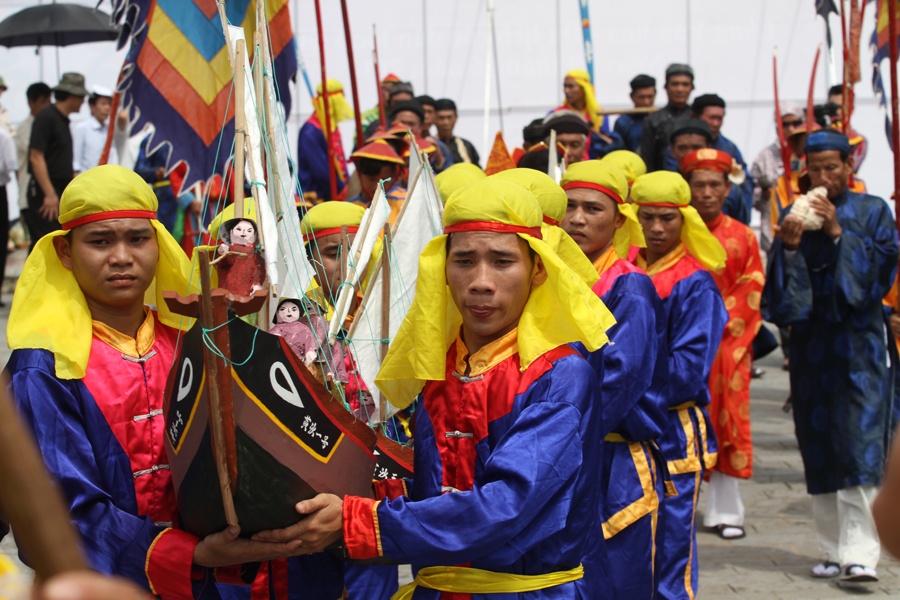 Le khao le the linh Hoang Sa tai Ha Noi hinh anh