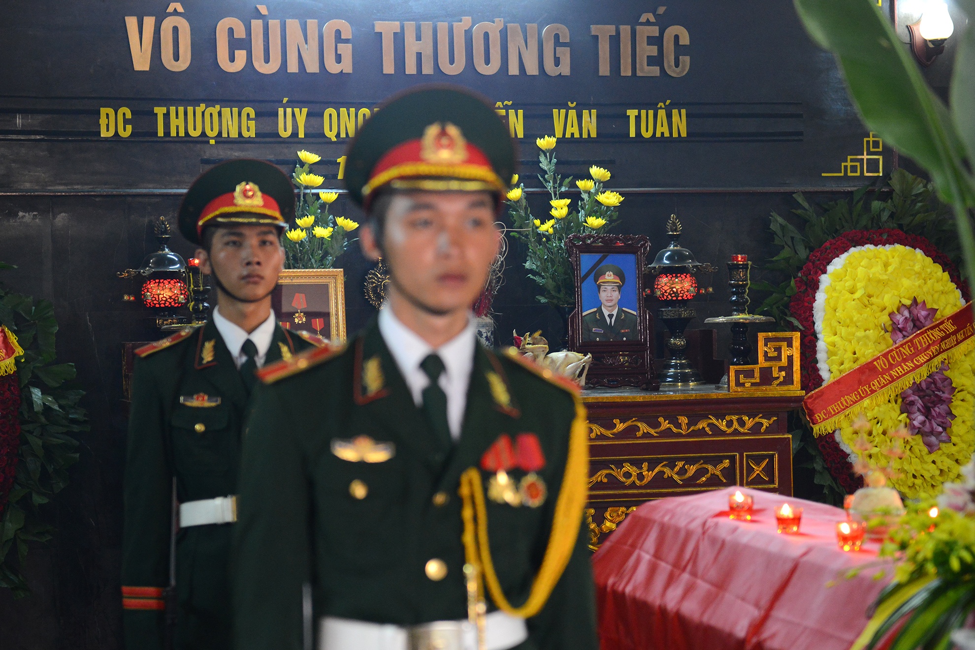 Le tien biet chien si thu 19 trong vu tai nan truc thang hinh anh