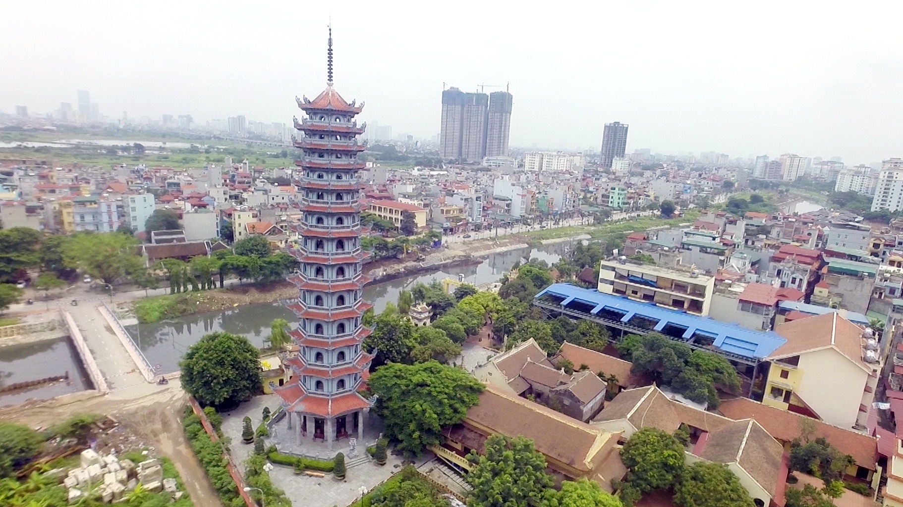 Dai Bao thap cao nhat Viet Nam, luu giu 104 pho tuong hinh anh