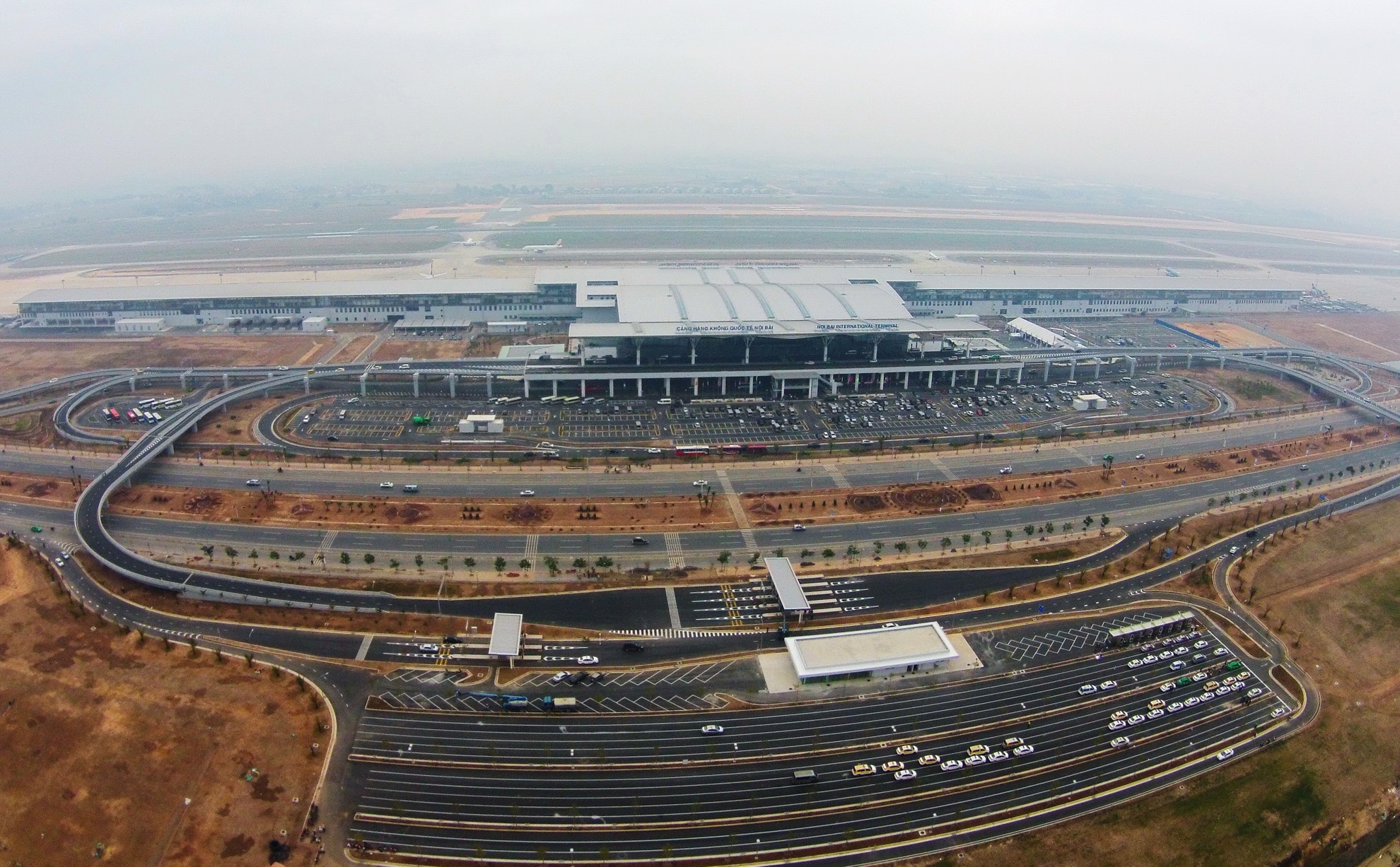 Ga hang khong lon nhat Viet Nam nhin tu tren cao hinh anh