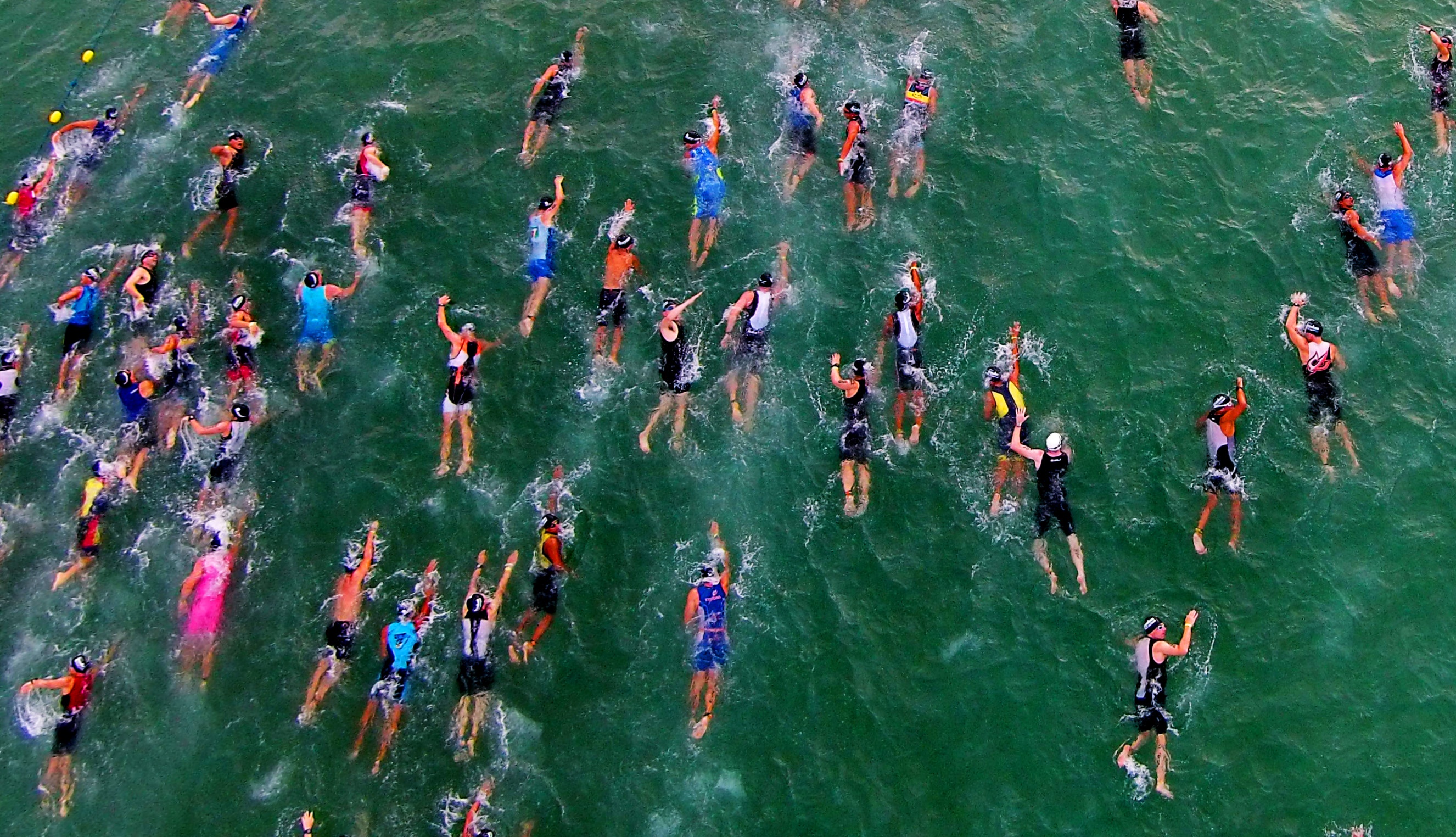 Khoanh khac an tuong tai VNG Ironman 70.3 hinh anh