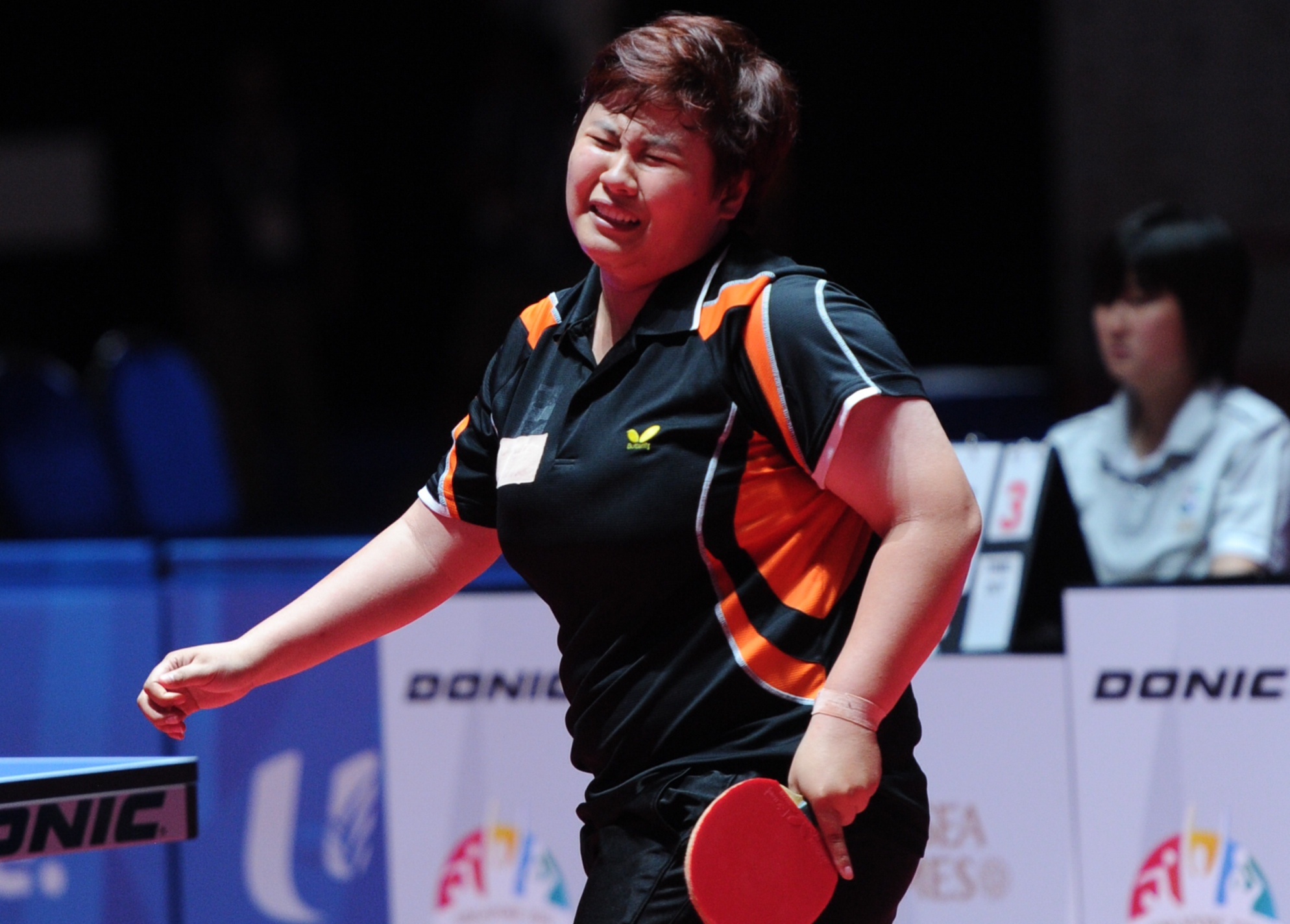 Mai Hoang My Trang danh mat co hoi lich su cua bong ban nu hinh anh