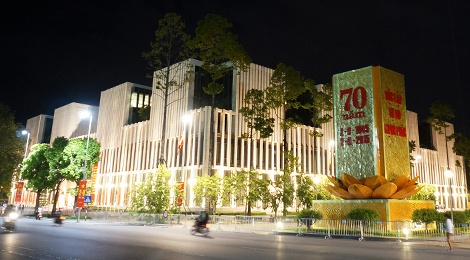 Quang truong Ba Dinh ruc ro truoc ngay Quoc khanh hinh anh