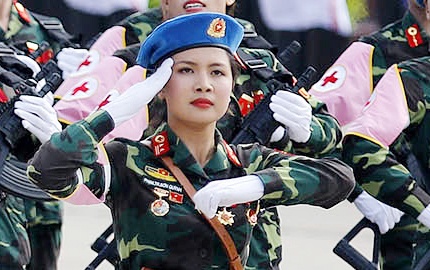 Nhung bong hong tai le mit-tinh ky niem 70 nam Quoc khanh hinh anh