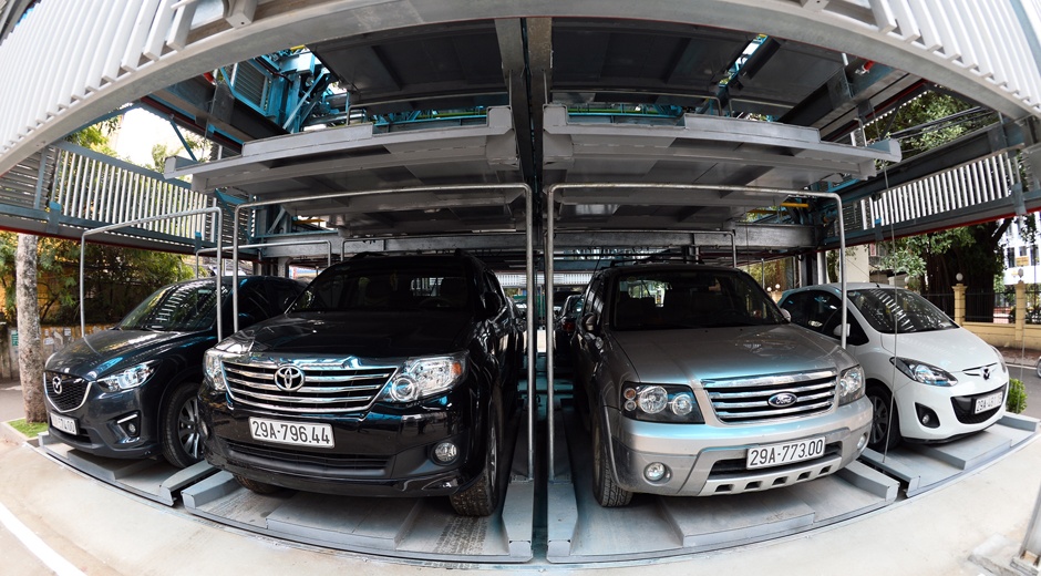 Gian thep do xe cong nghe Han Quoc o Ha Noi hinh anh