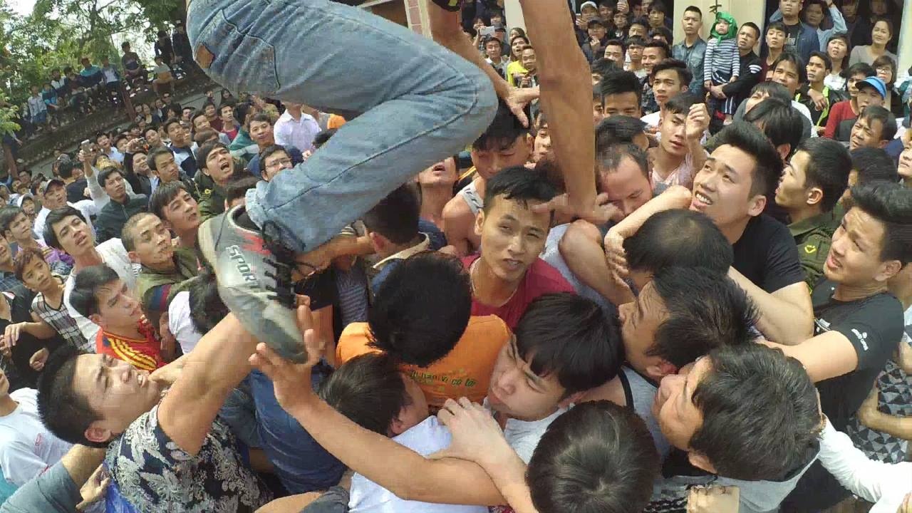 Gan 200 trai trang giam dap cuop bong de cau sinh quy tu hinh anh