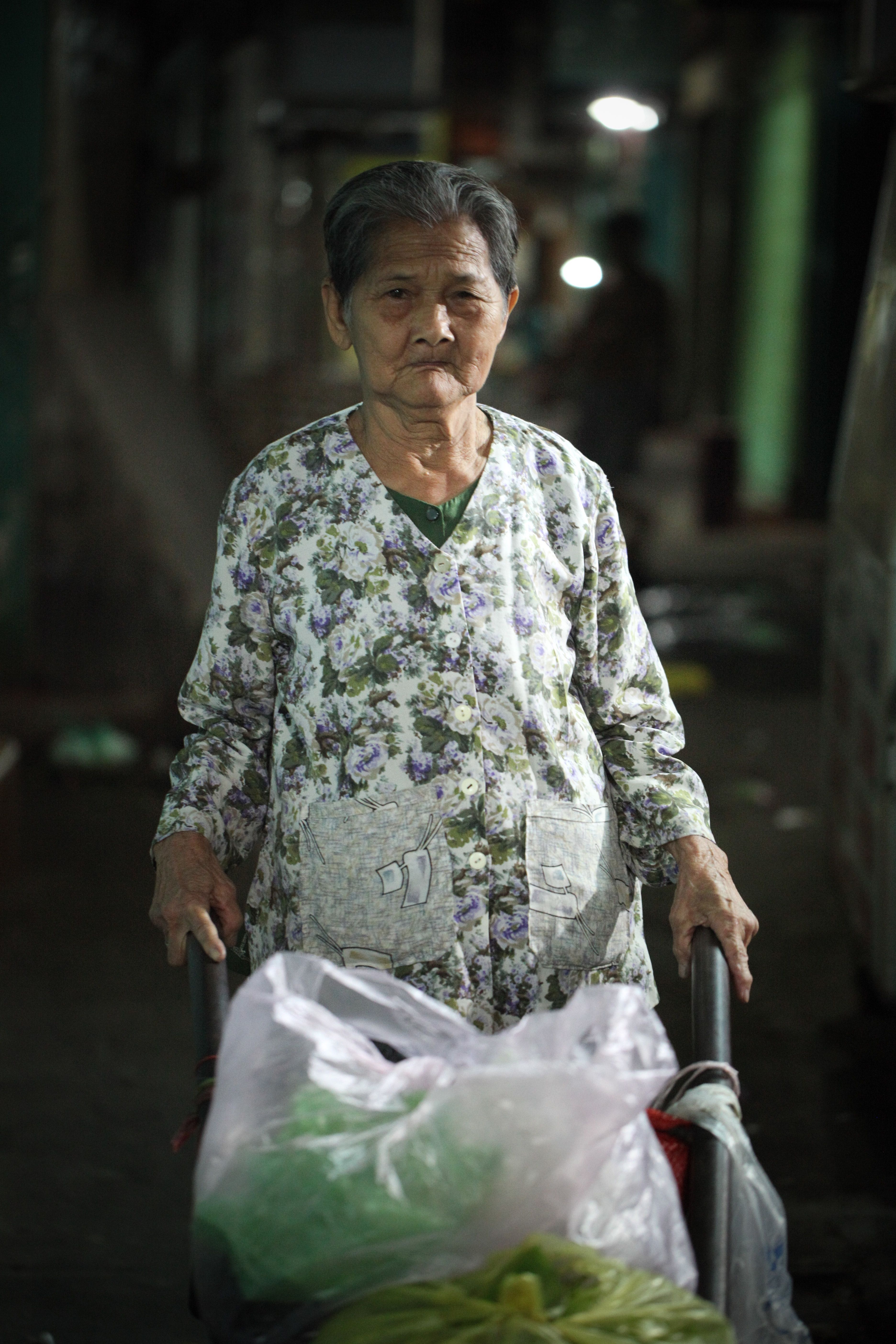 Ba Sau o cho cau Ong Lanh Sai Gon anh 8