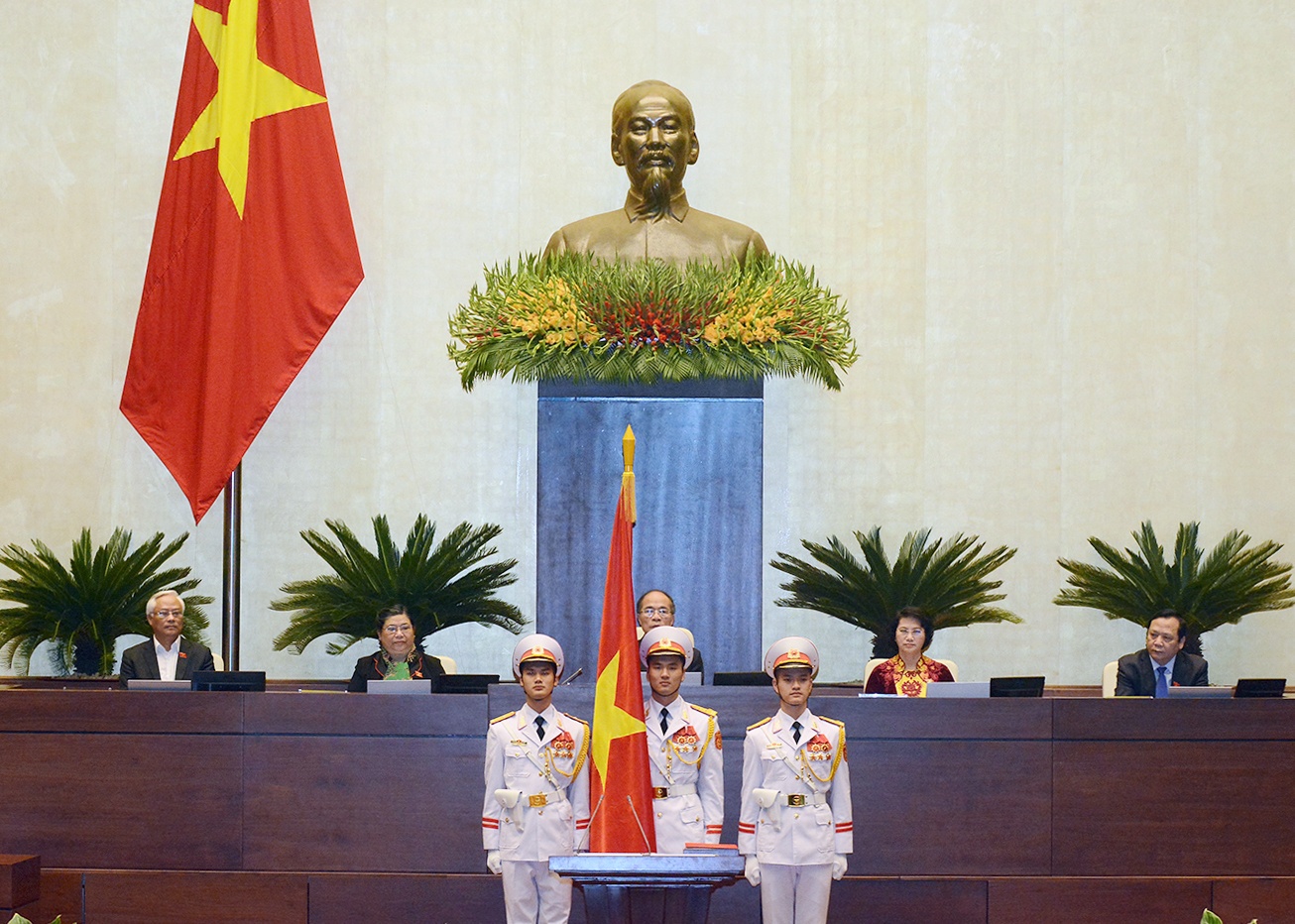 Ba Nguyen Thi Kim Ngan tuyen the nham chuc anh 2