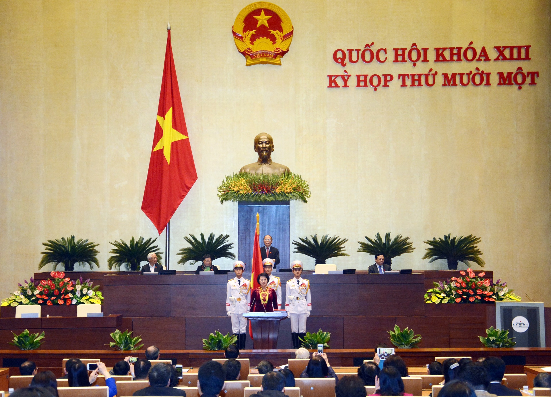 Ba Nguyen Thi Kim Ngan tuyen the nham chuc anh 6