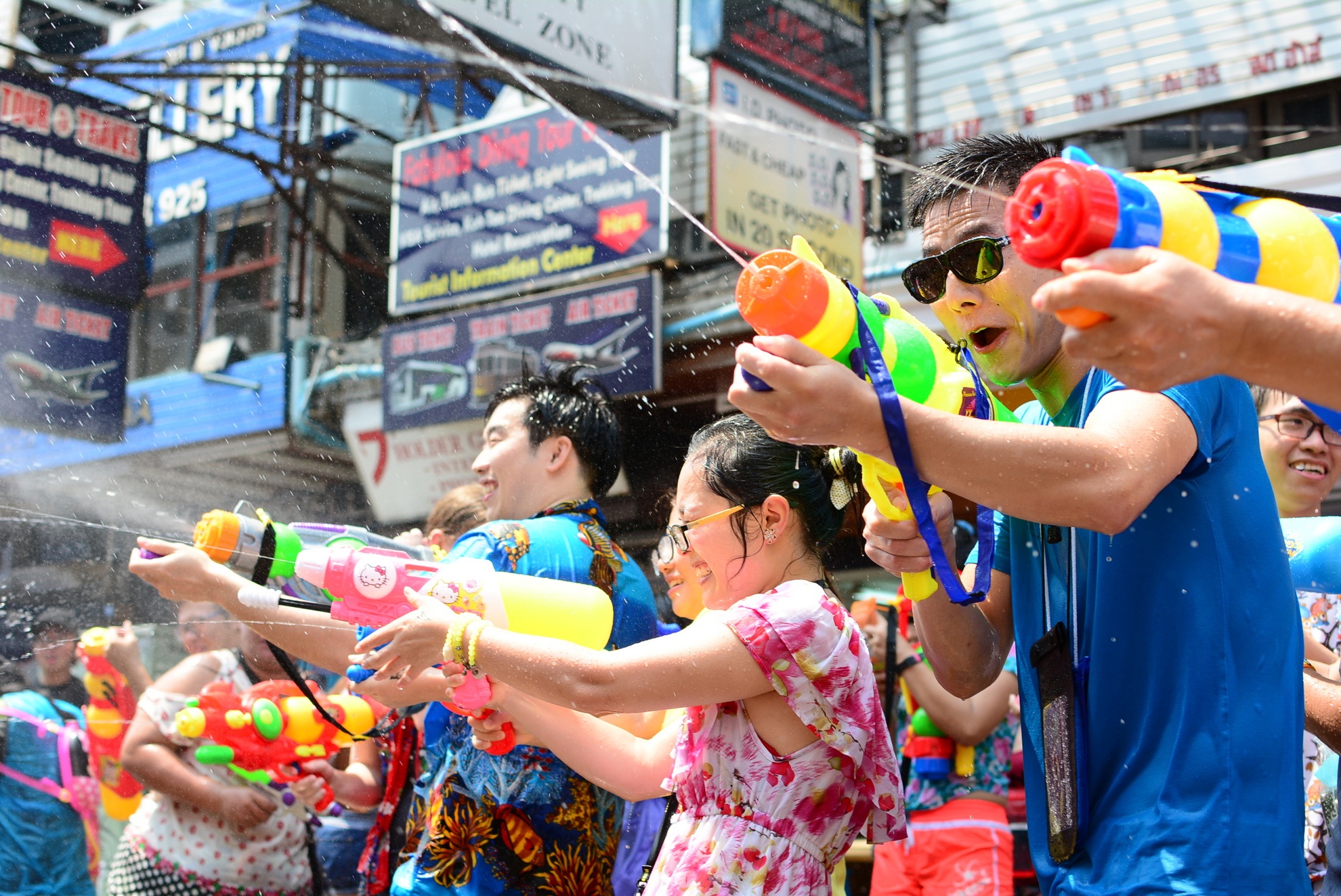 Le hoi te nuoc Songkran 2016 anh 3