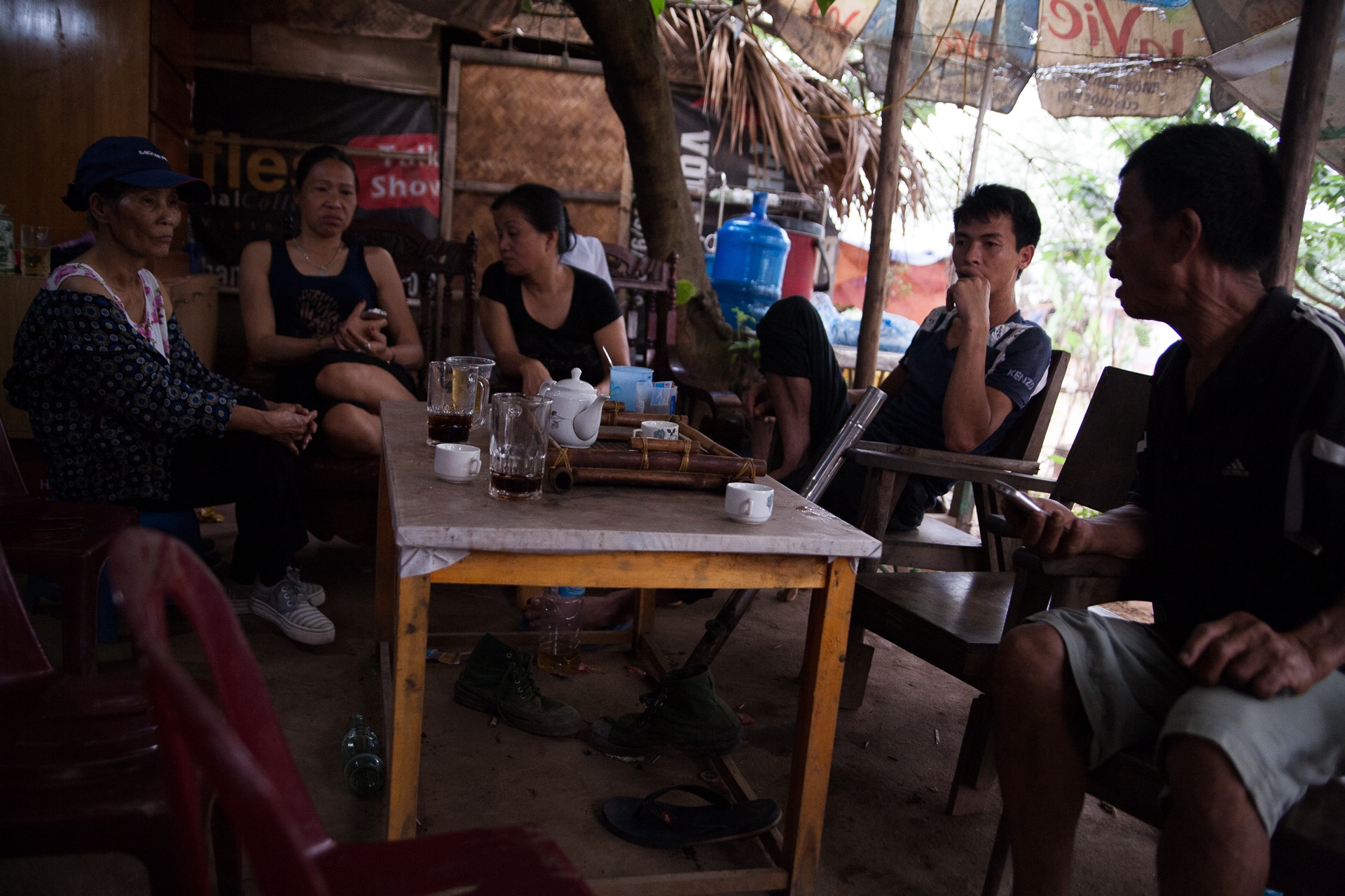 cap vo chong gia tren song Hong anh 10