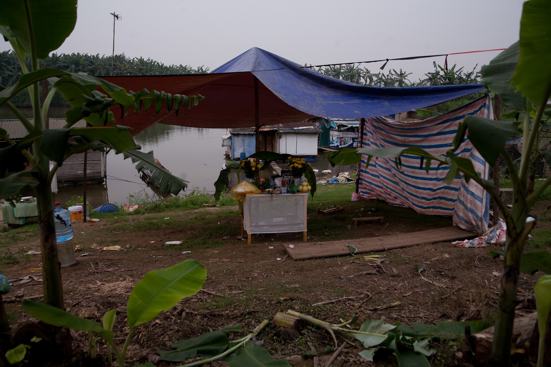 cap vo chong gia tren song Hong anh 5