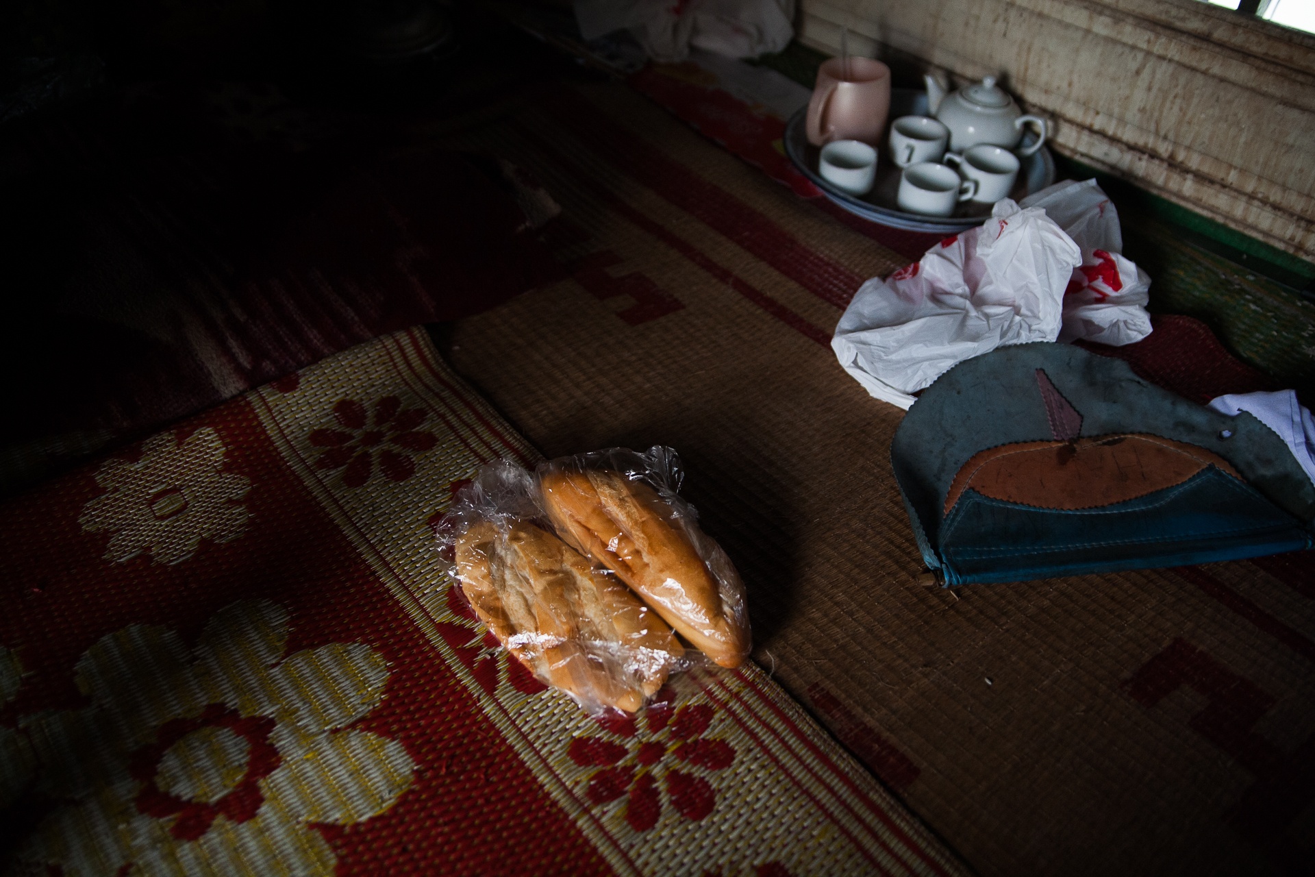 cap vo chong gia tren song Hong anh 3