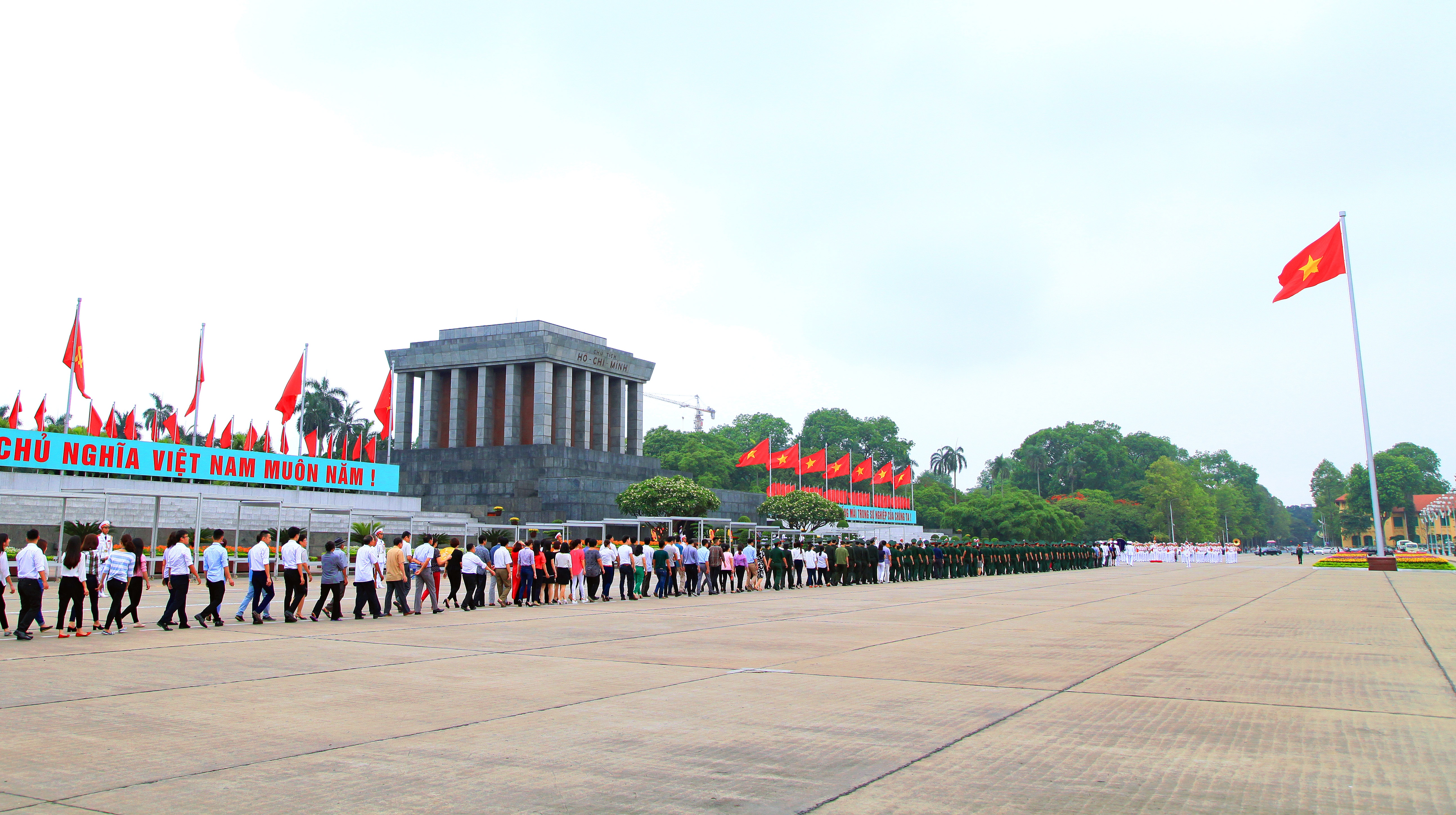 lang dao Dang vieng sinh nhat Bac Ho anh 1