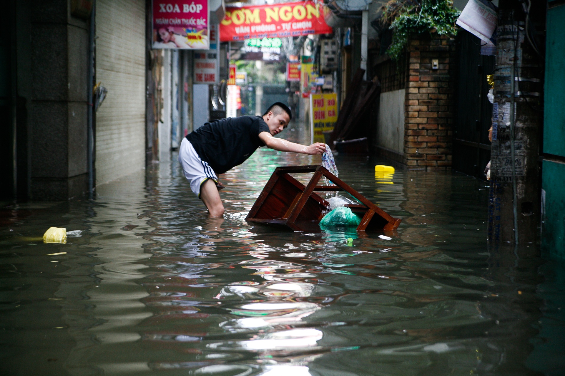 Mua lon Ha Noi ngap sau anh 12