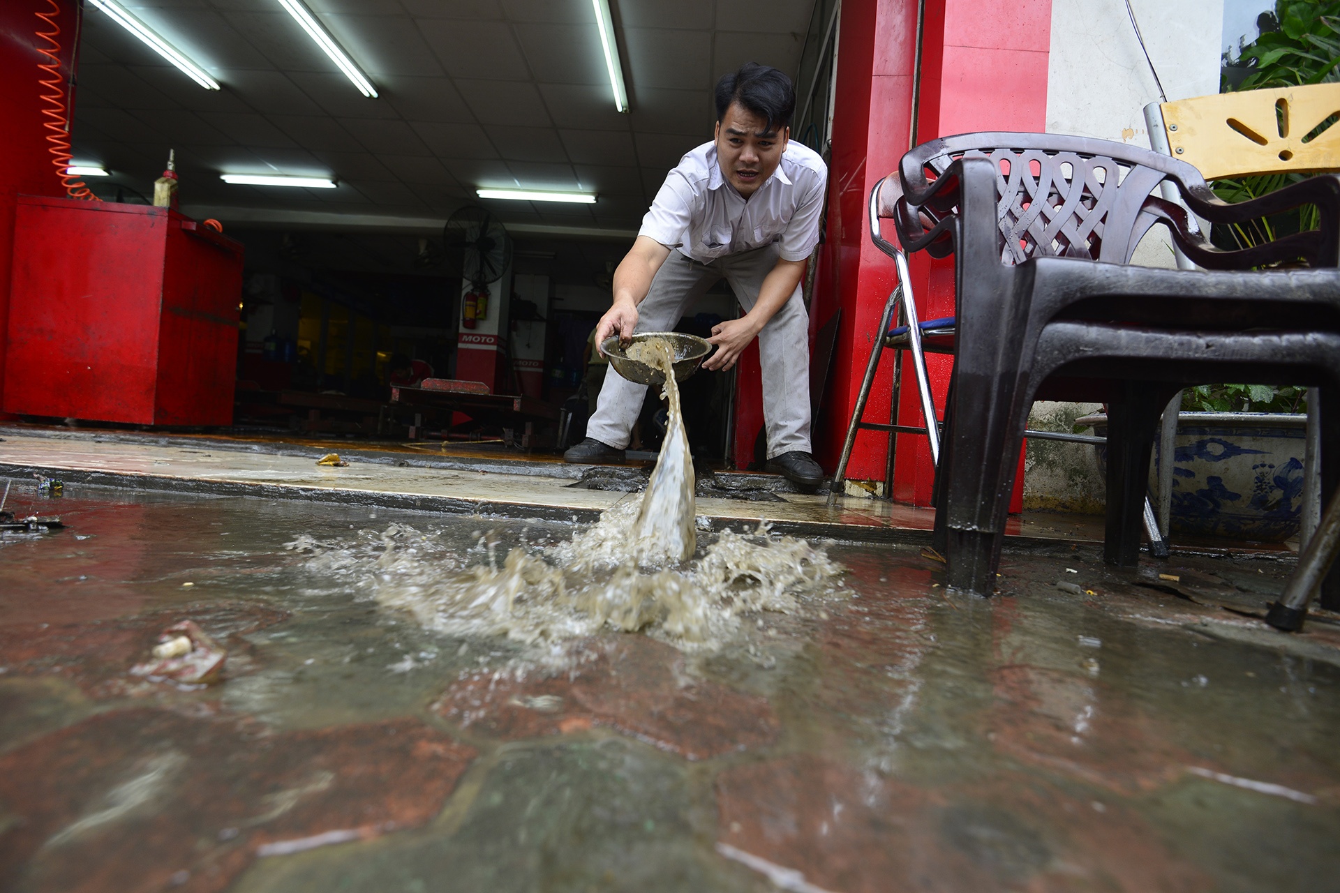 Mua lon Ha Noi ngap sau anh 7