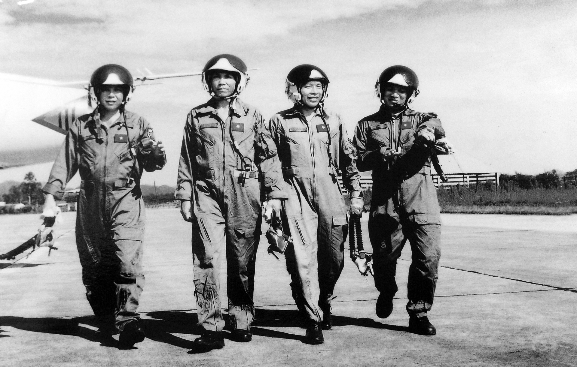 tiem kich Su-30MK2 anh 18