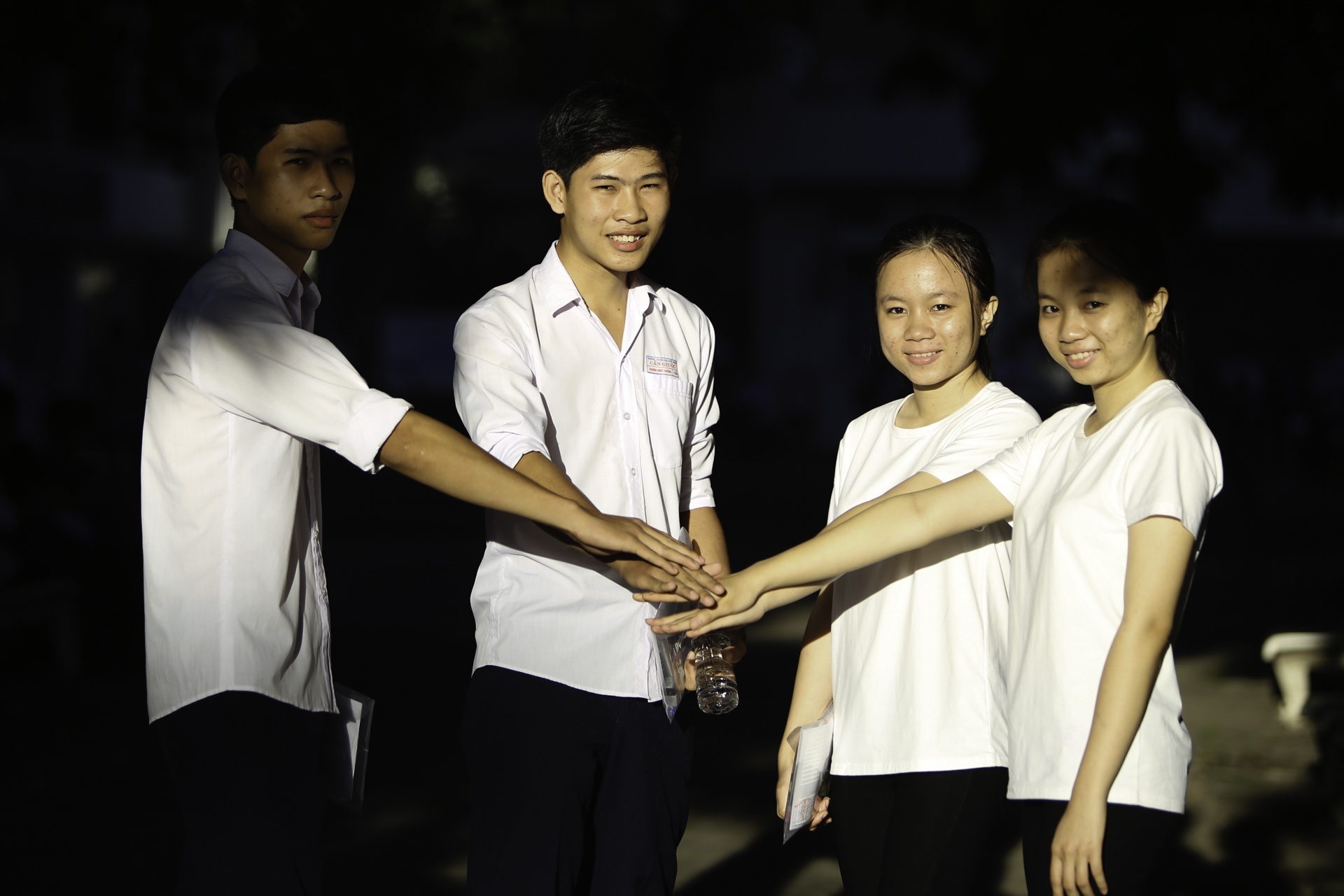 thi THPT quoc gia 2016 anh 8