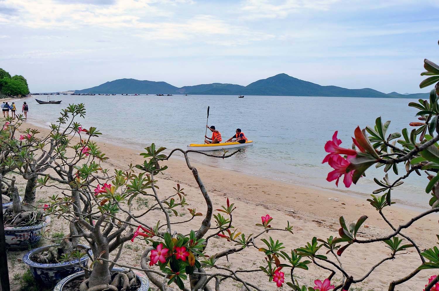 Dao Diep Son o Khanh Hoa anh 6