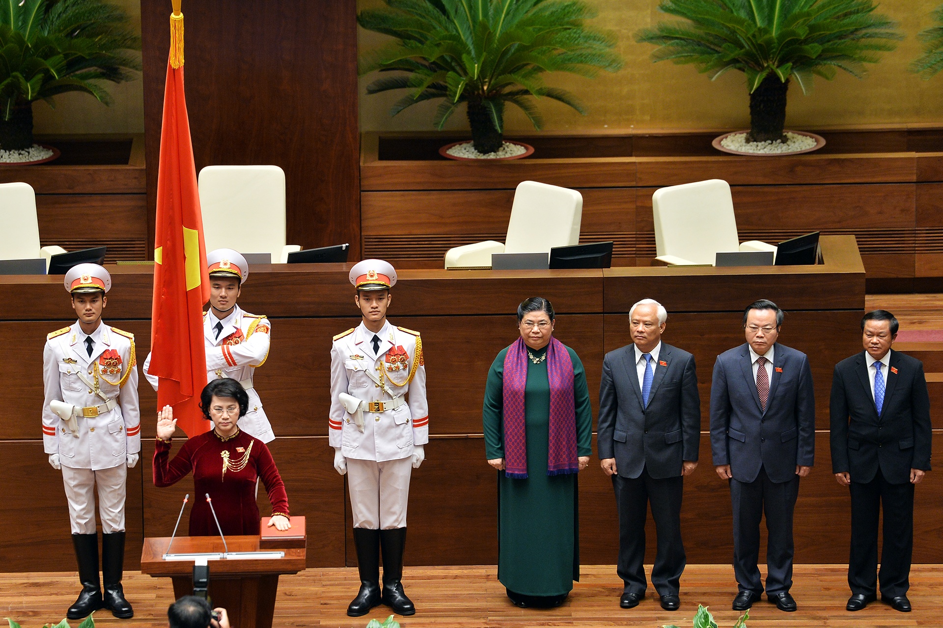 Le tuyen the cua Chu tich Quoc hoi anh 3