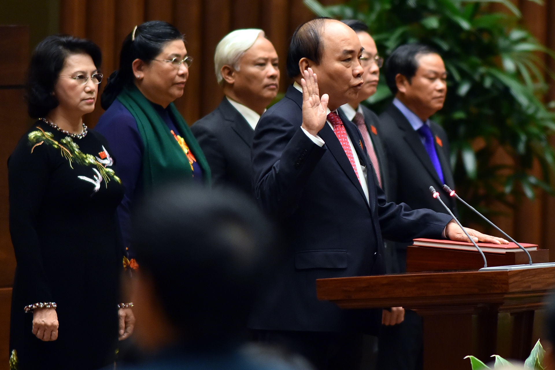 Thu tuong Nguyen Xuan Phuc tai dac cu anh 7