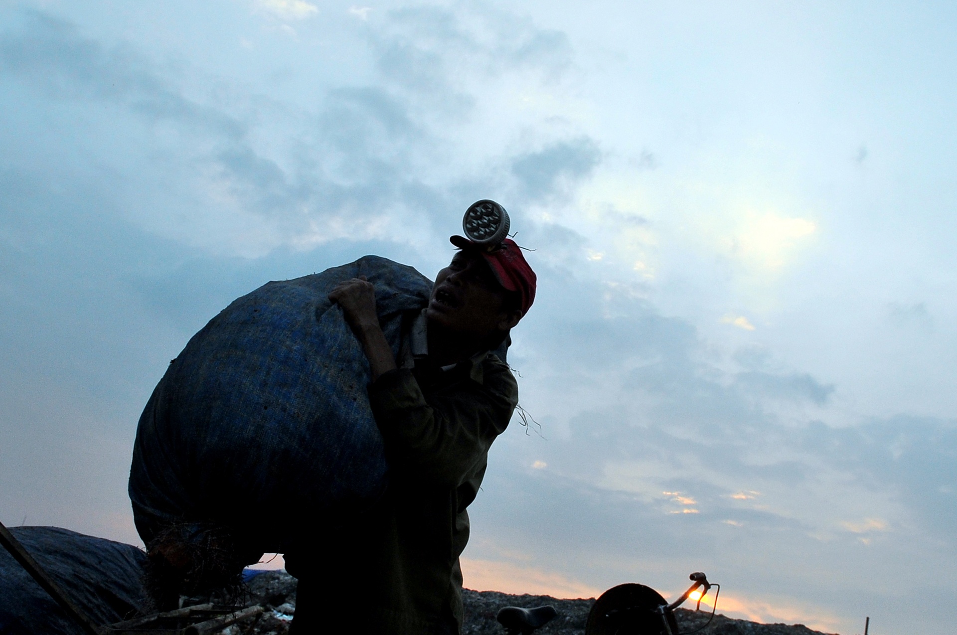 bai rac Nam Son lon nhat Ha Noi anh 14