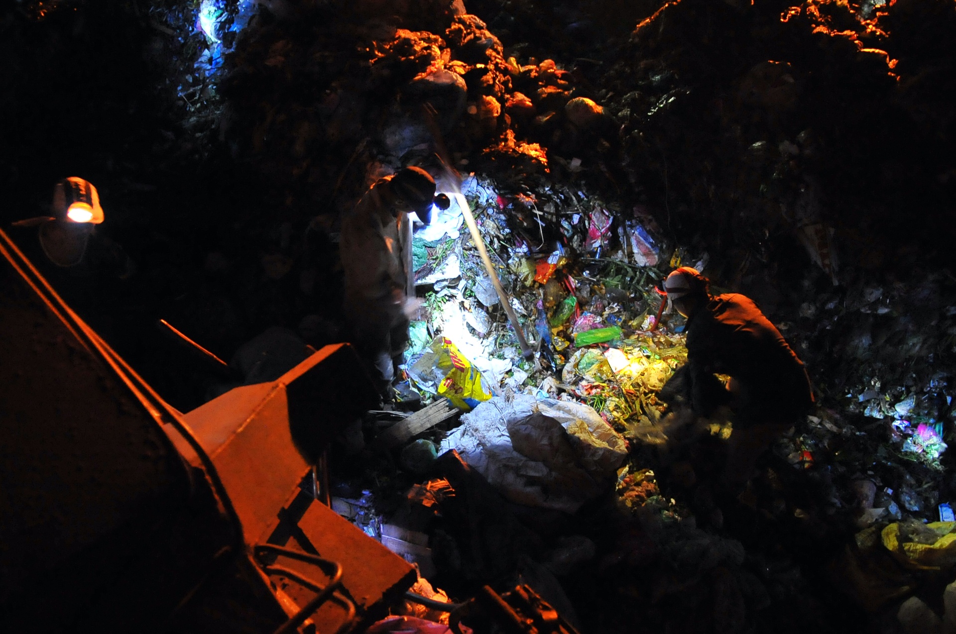 bai rac Nam Son lon nhat Ha Noi anh 4