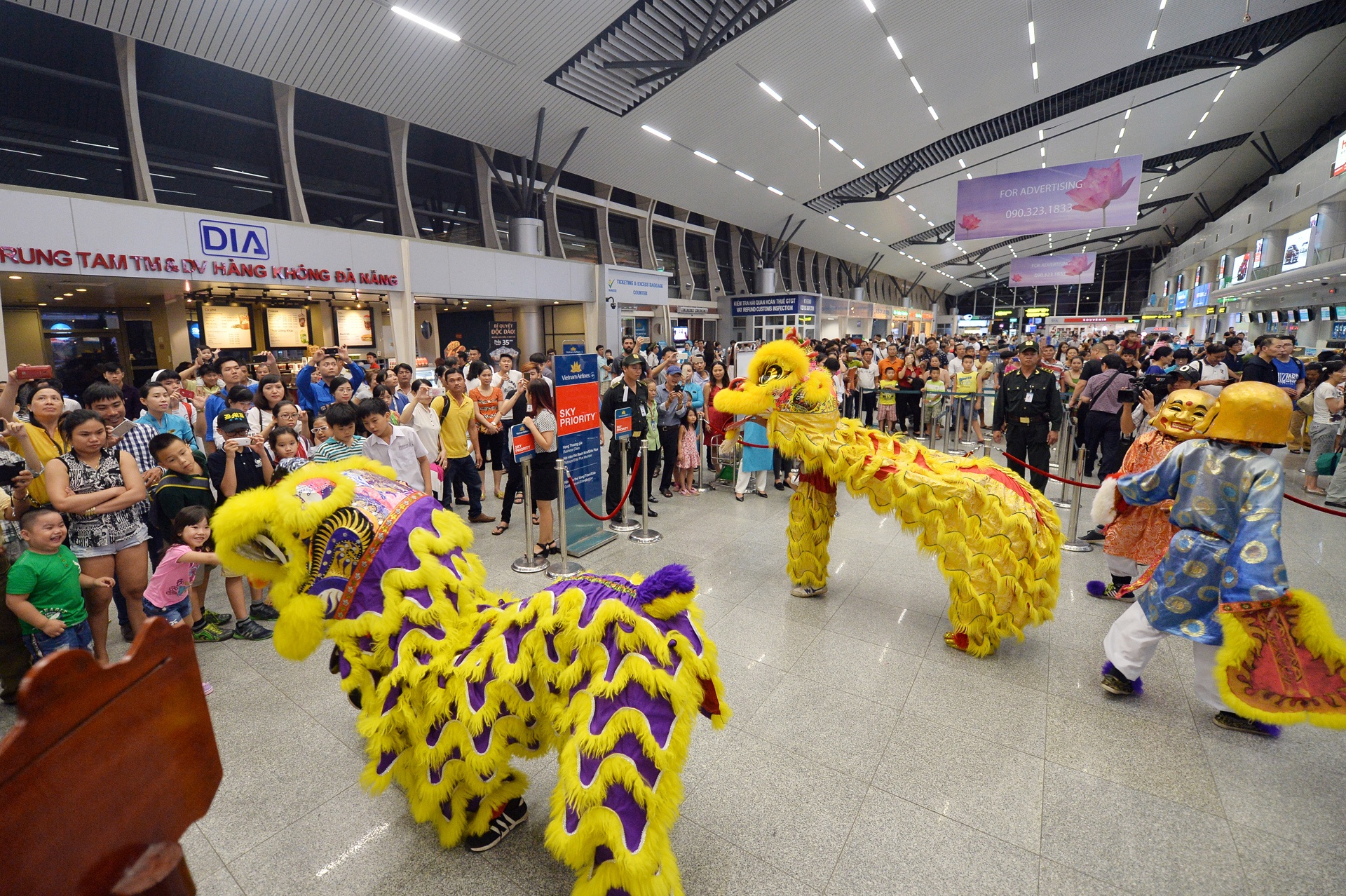 chuyen bay trang ram anh 1