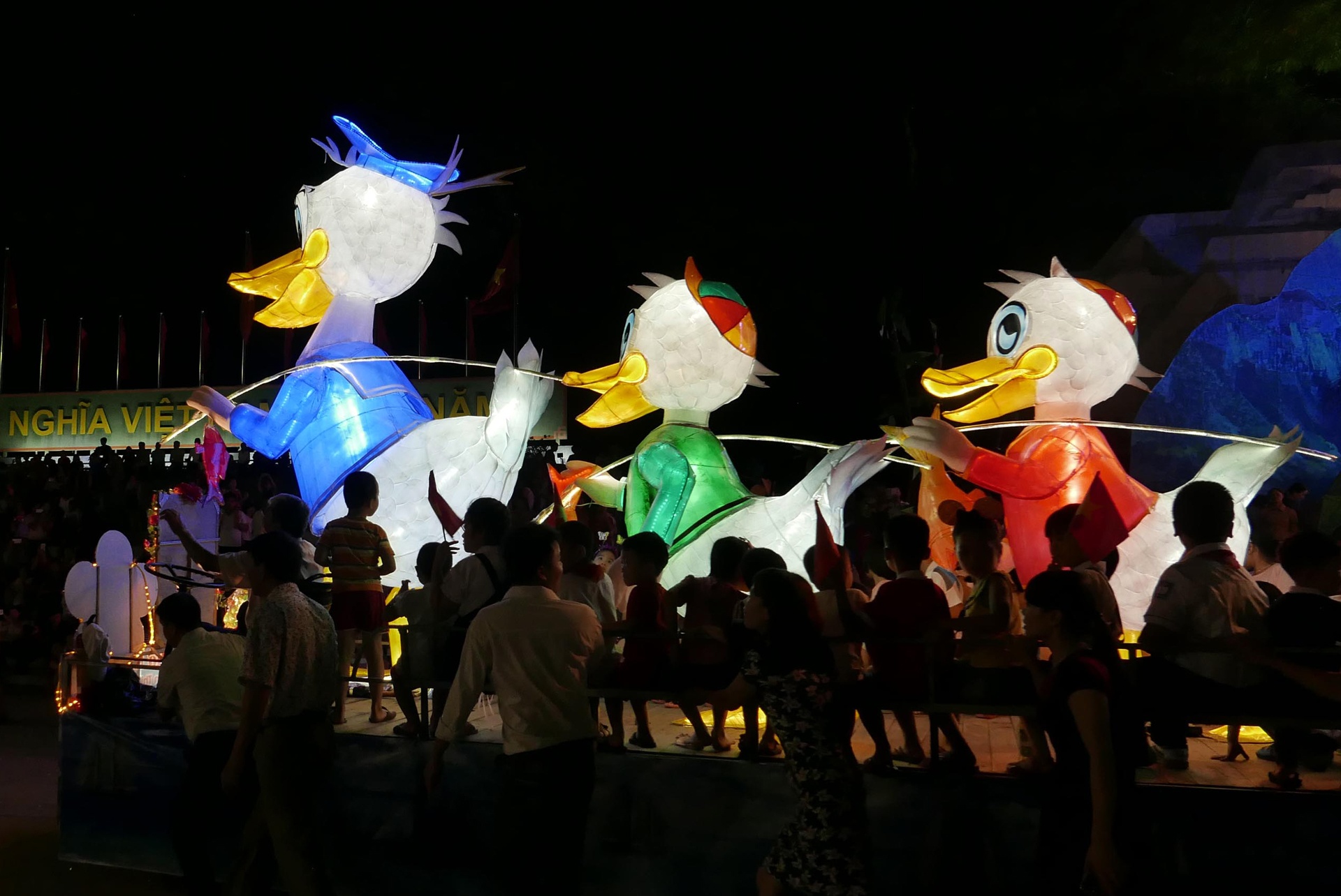 den long khong lo o Tuyen Quang anh 8