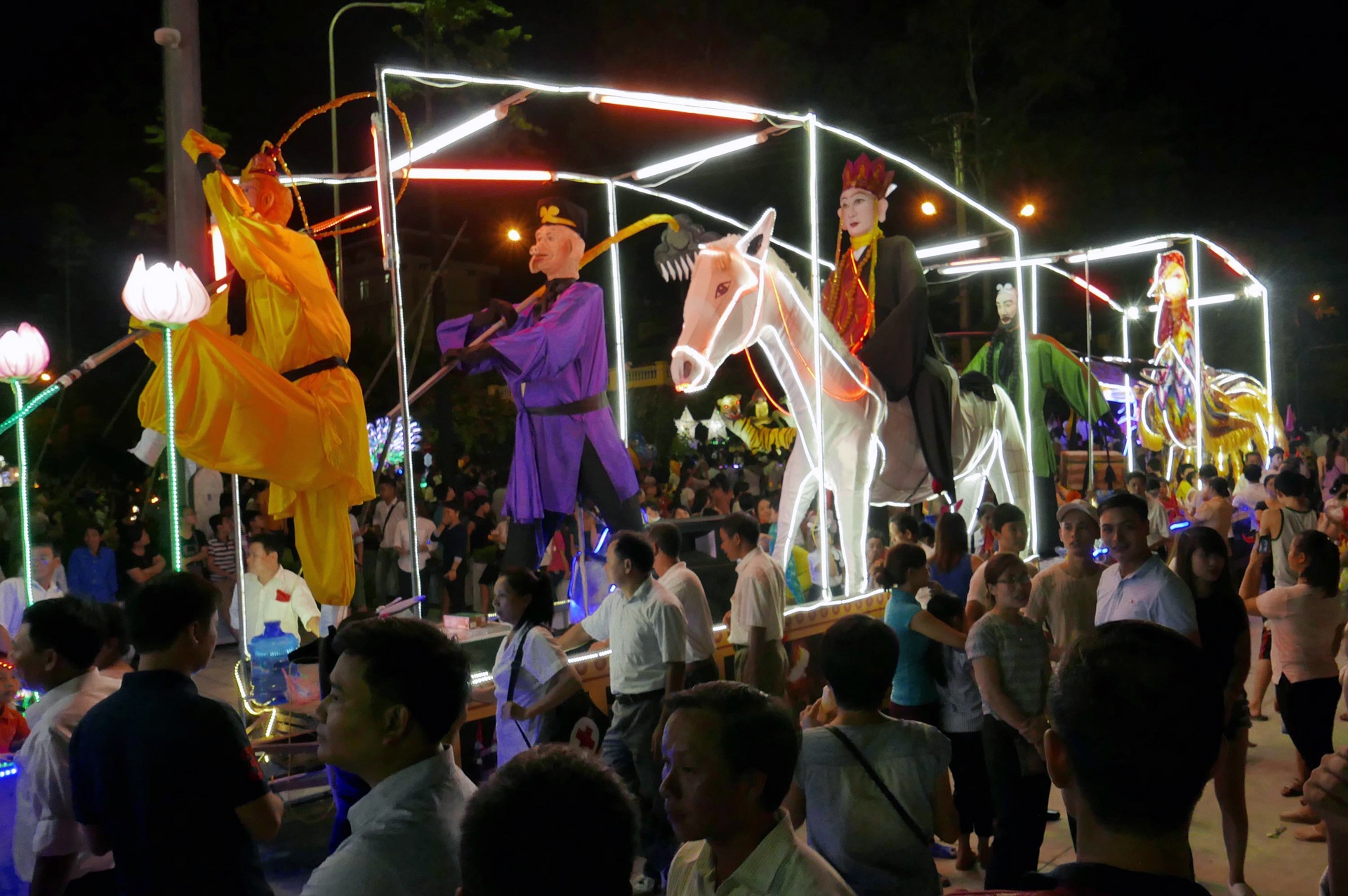 den long khong lo o Tuyen Quang anh 17