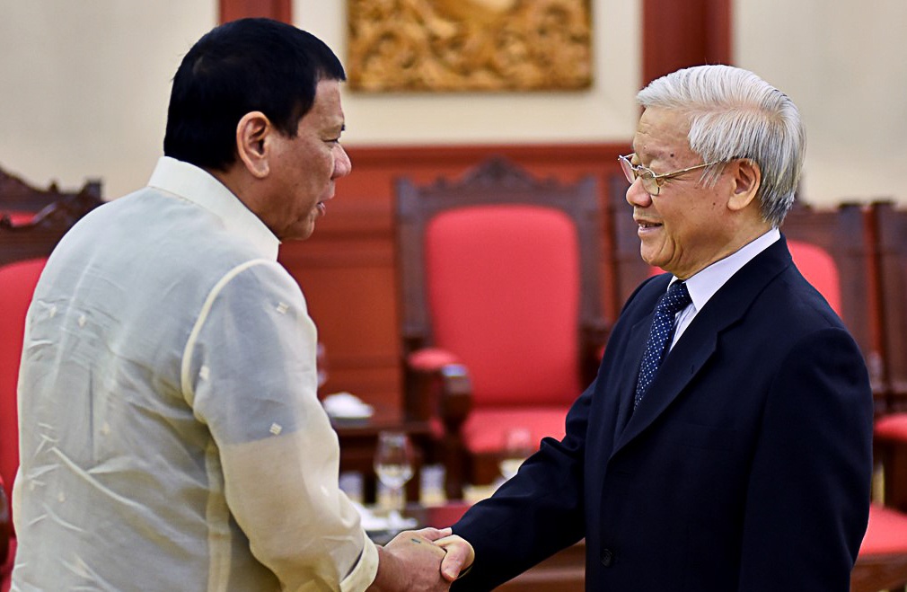 Tong bi thu, Thu tuong gap Tong thong Philippines Duterte hinh anh