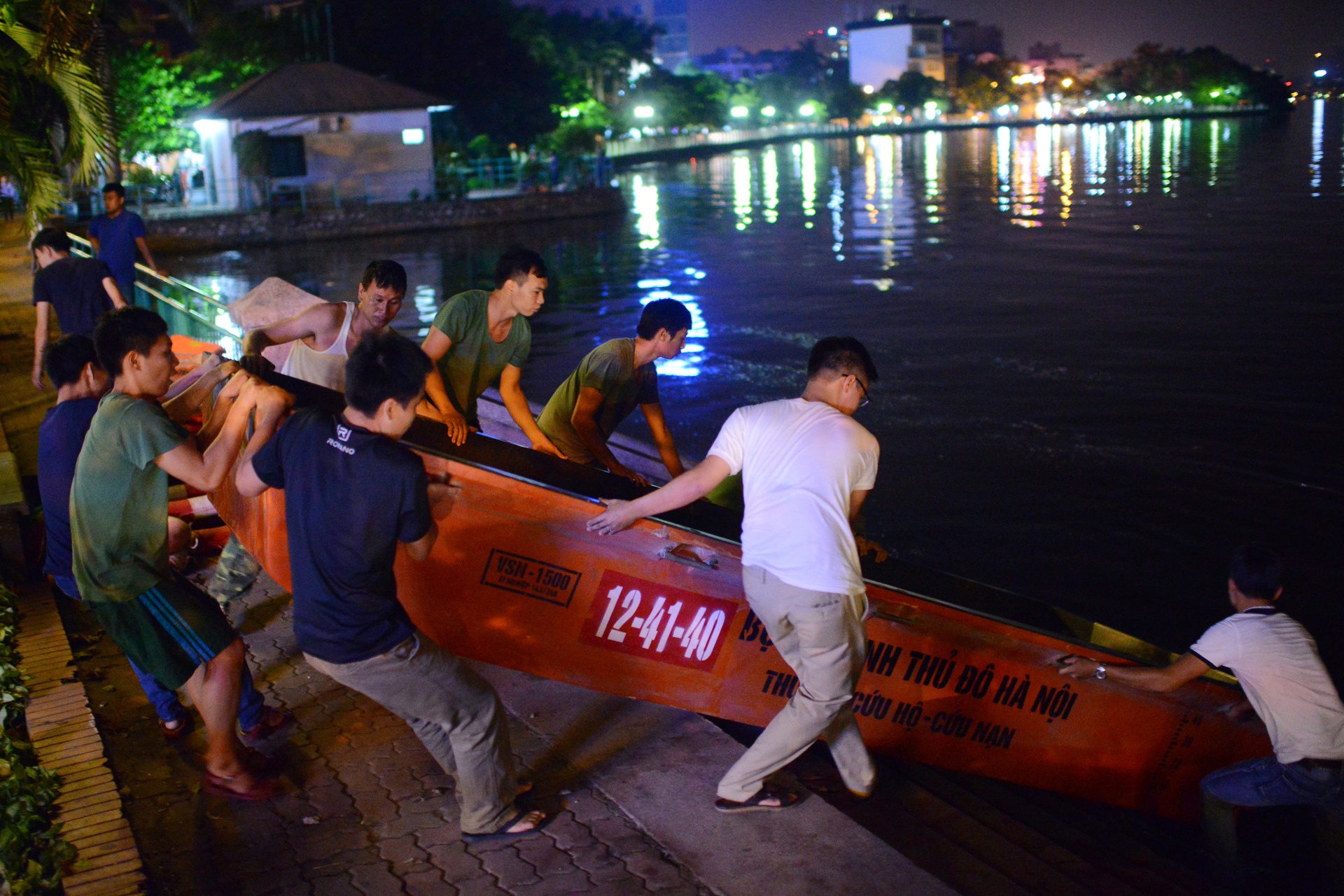 ca chet tren ho Tay anh 7