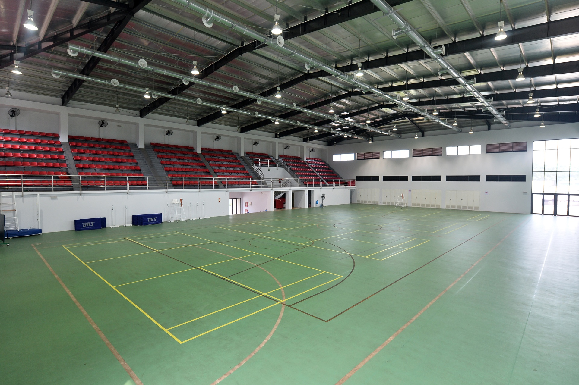 Trung tam the thao hien dai o Ha Noi anh 17