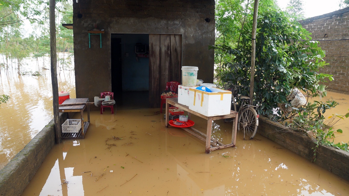 Lu lut o mien Trung anh 14