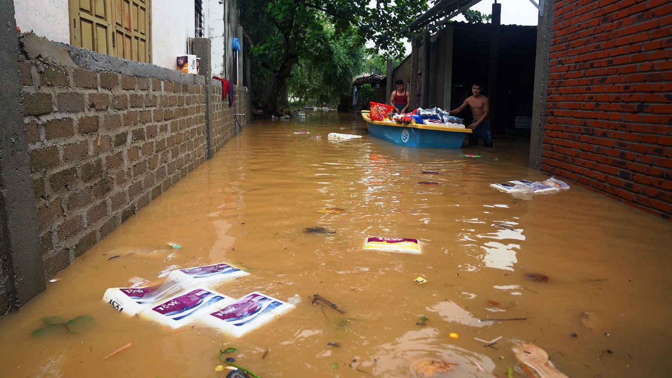 Lu lut o mien Trung anh 2