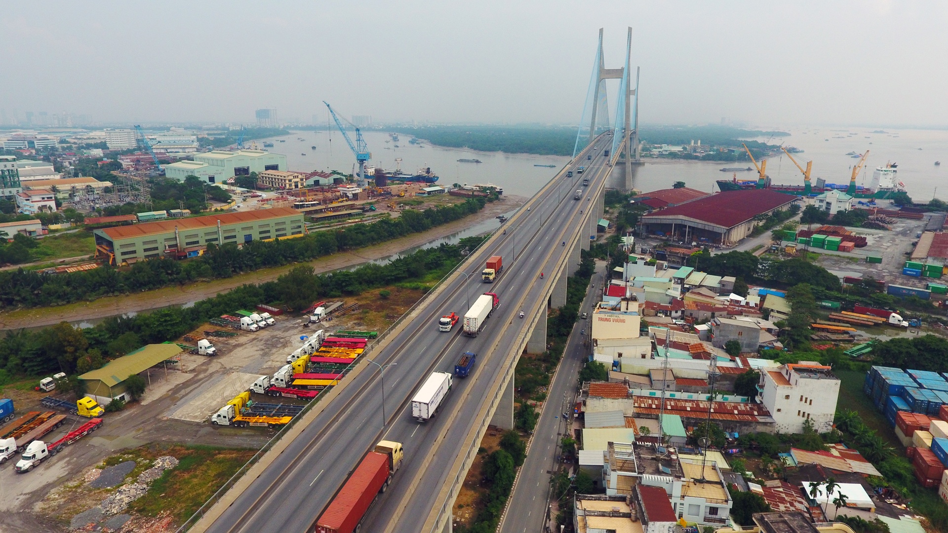 cau Phu My la bieu tuong cua TP HCM anh 8