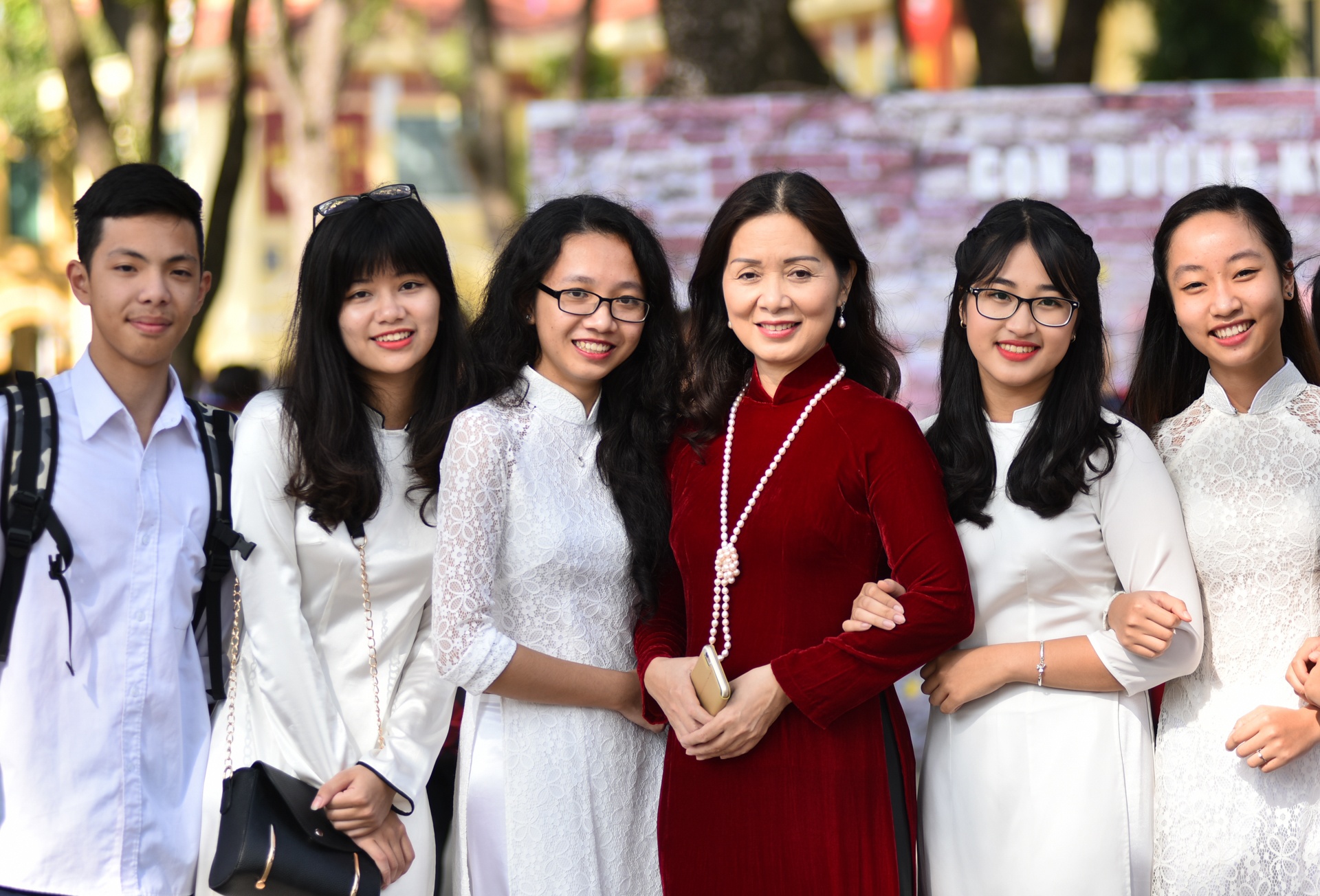 Ngay nha giao Viet Nam anh 12