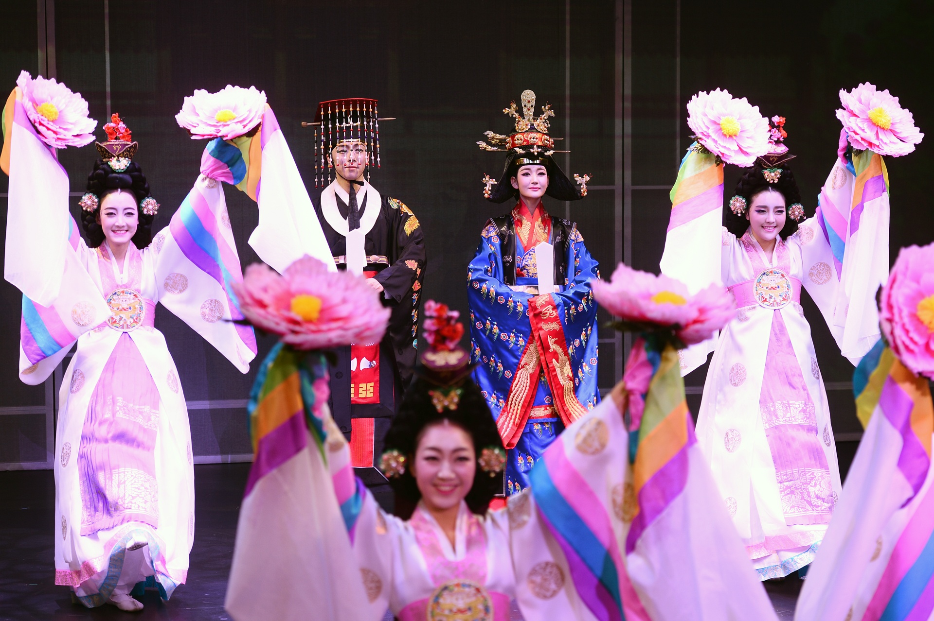 du lich Han Quoc xem show dien nghe thuat anh 5