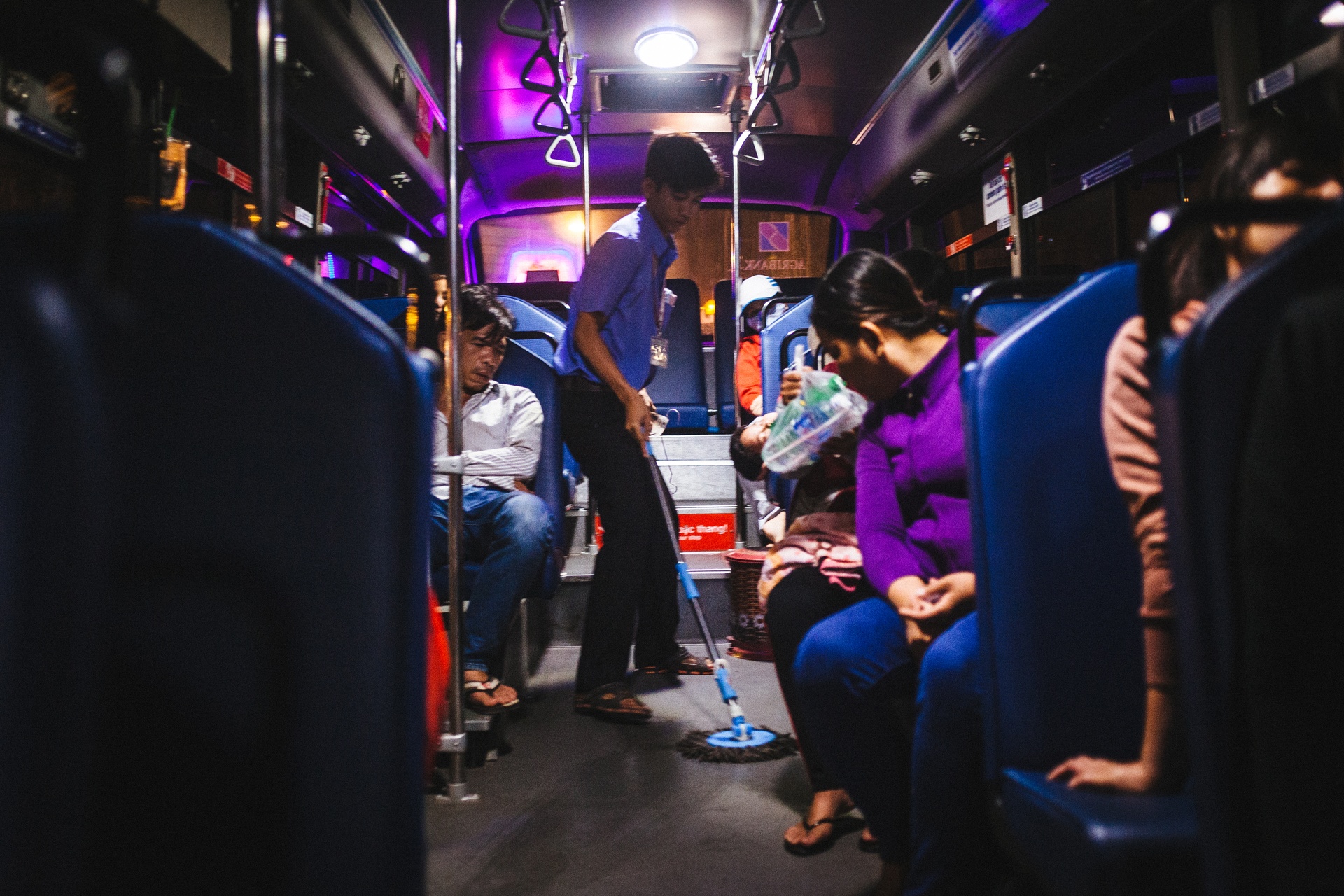 Xe buyt o Sai Gon anh 12