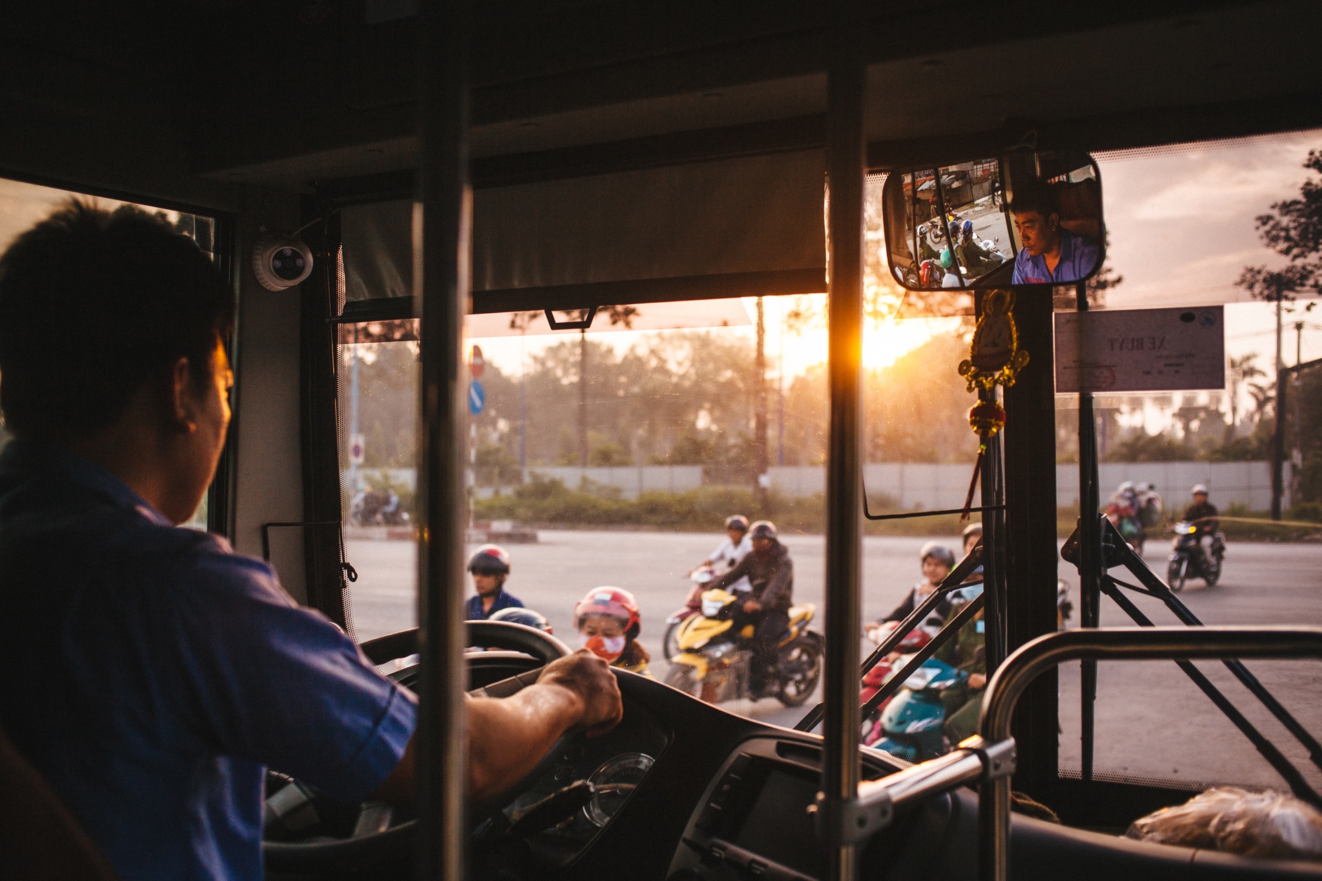 Xe buyt o Sai Gon anh 13