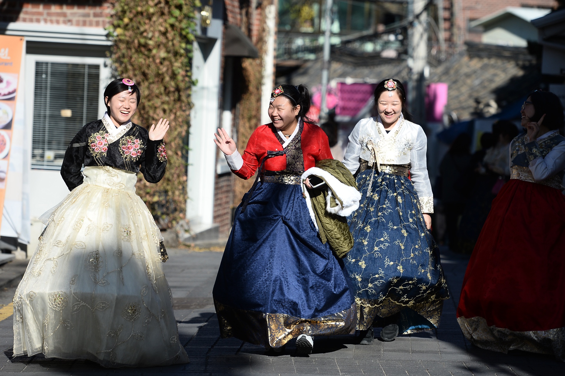 mac thu hanbok tai Seoul,  Han Quoc anh 10