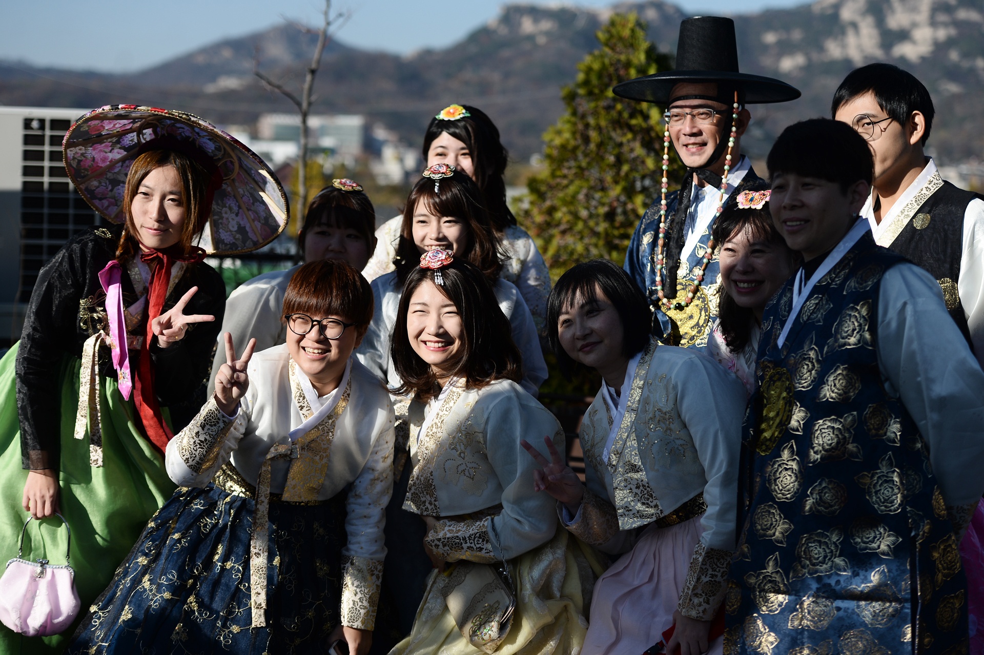 mac thu hanbok tai Seoul,  Han Quoc anh 14