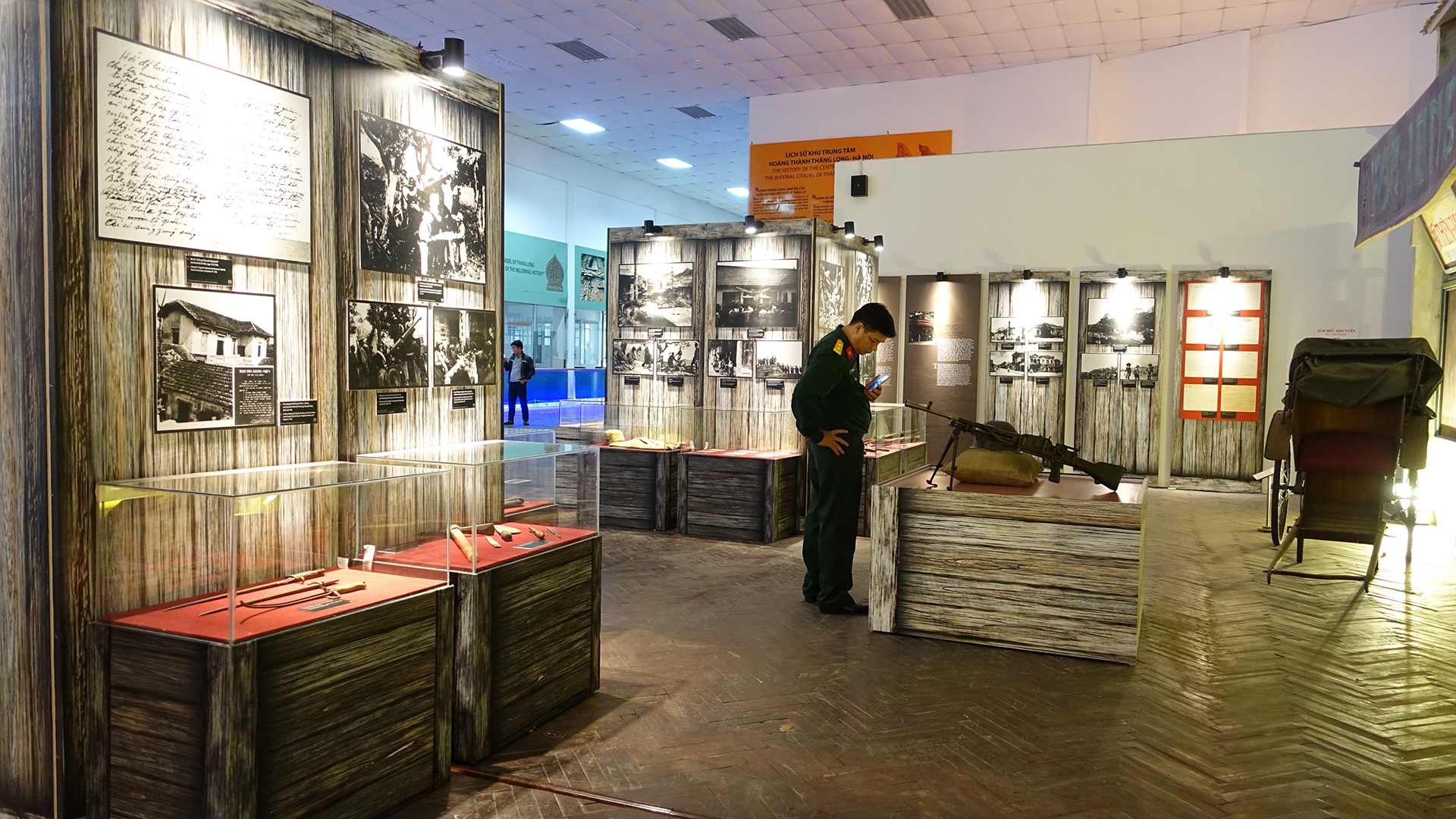 Nhung hien vat song mai voi thu do anh 2