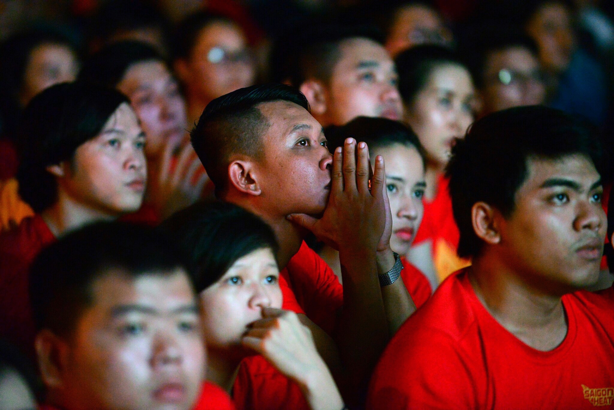 CDV cang thang theo doi tuyen Viet Nam dau Indonesia hinh anh