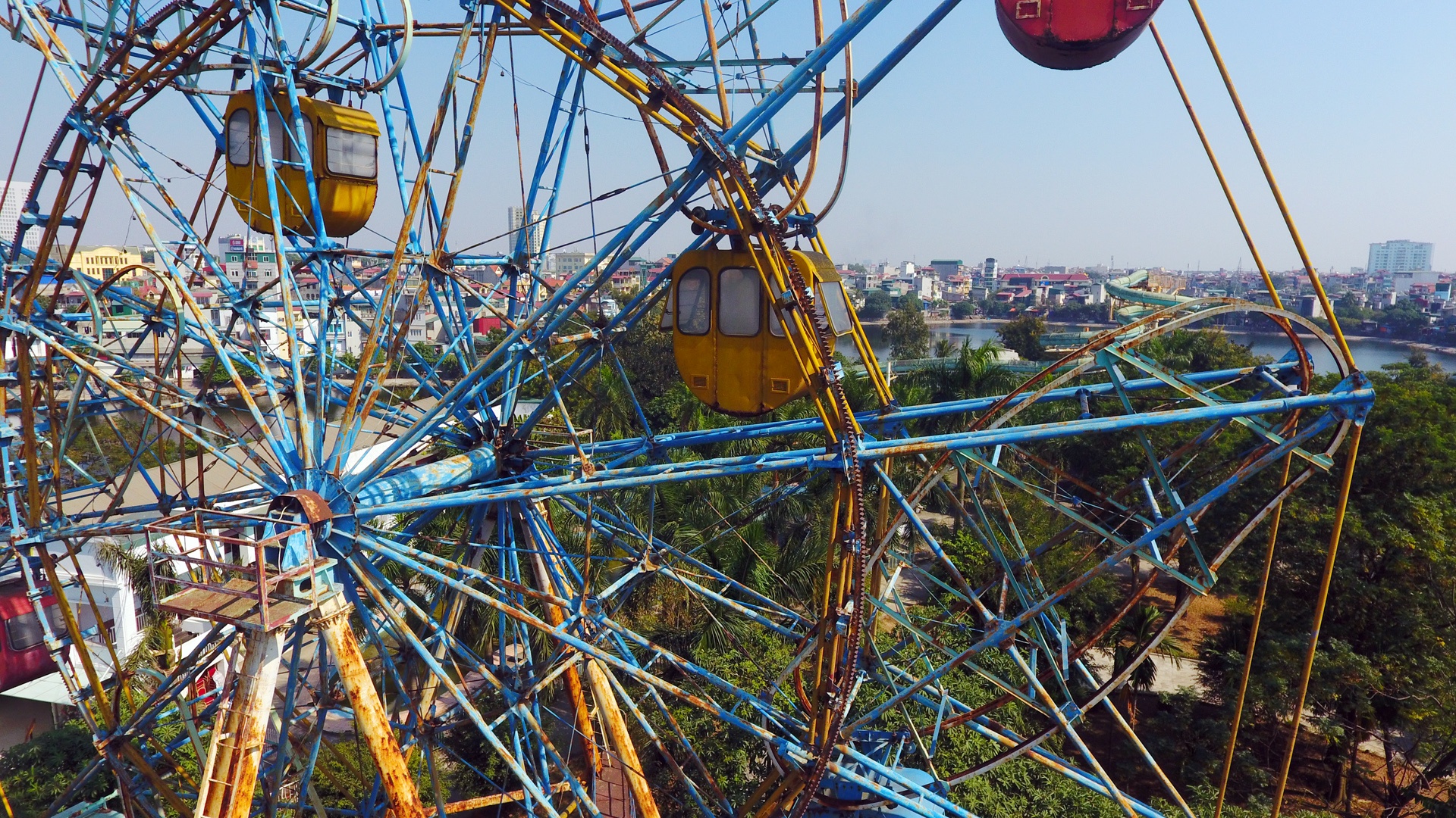 cong vien nuoc bo hoang o Ha Noi anh 5