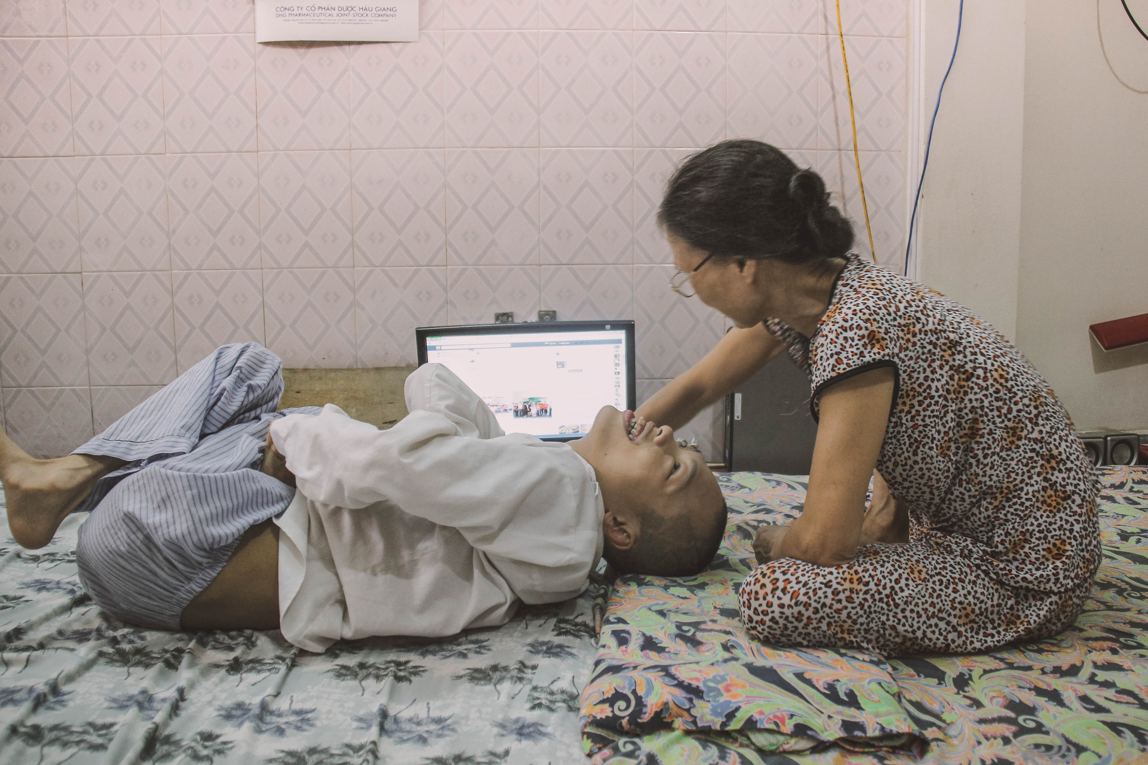 nguoi thu thu chua mot lan cam but anh 12