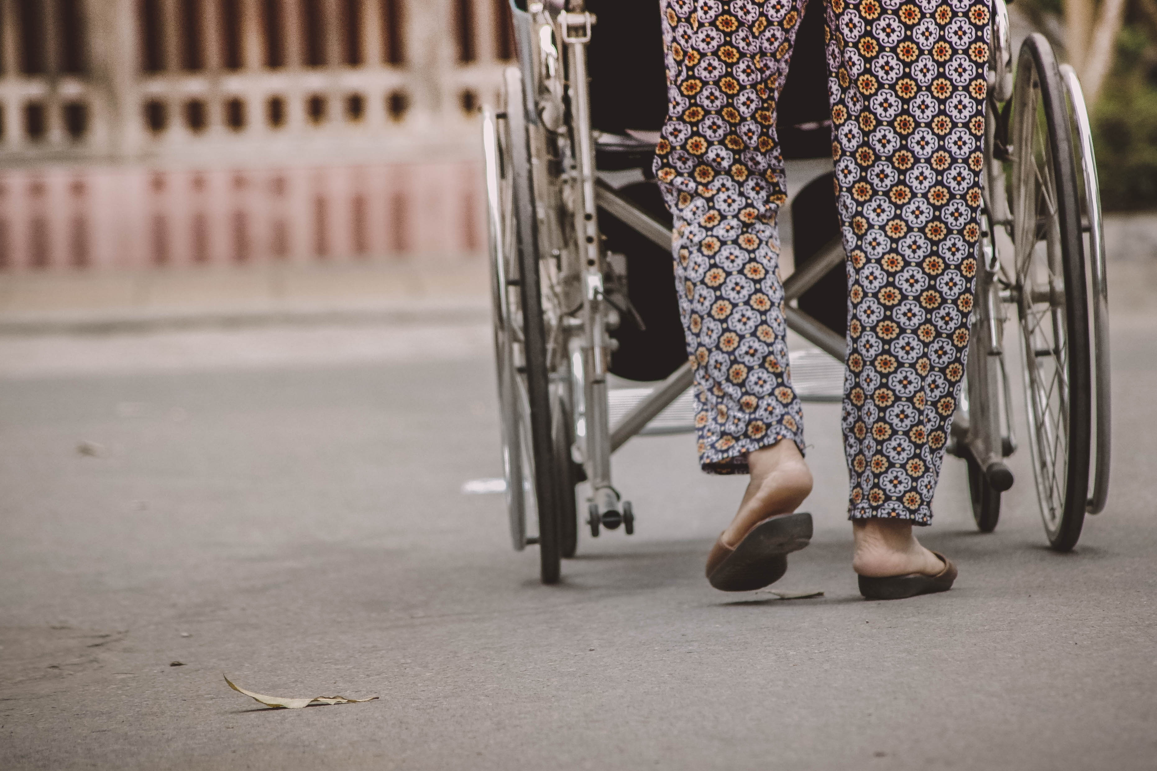 nguoi thu thu chua mot lan cam but anh 11