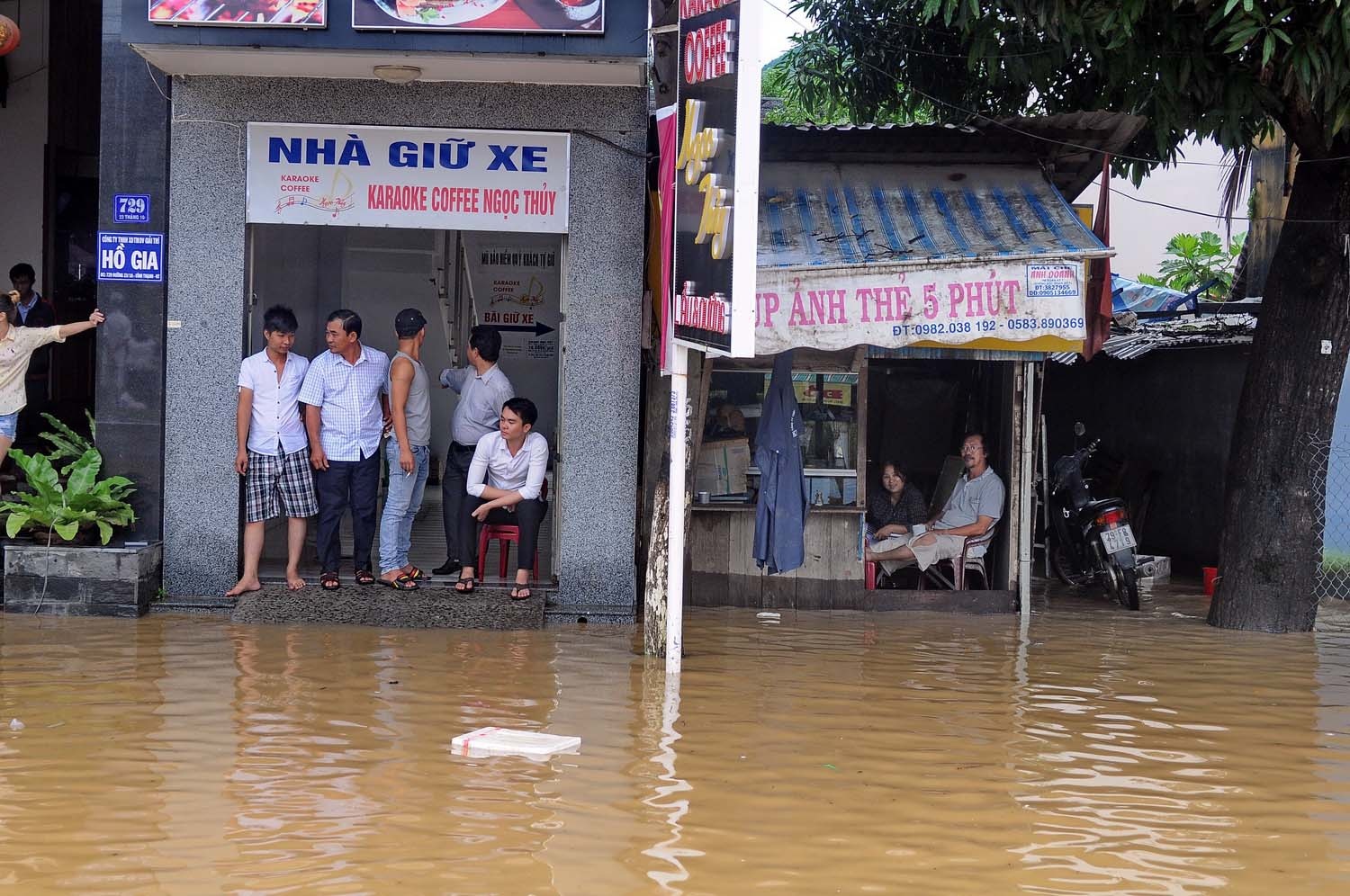 Nha Trang lut trong nuoc anh 16